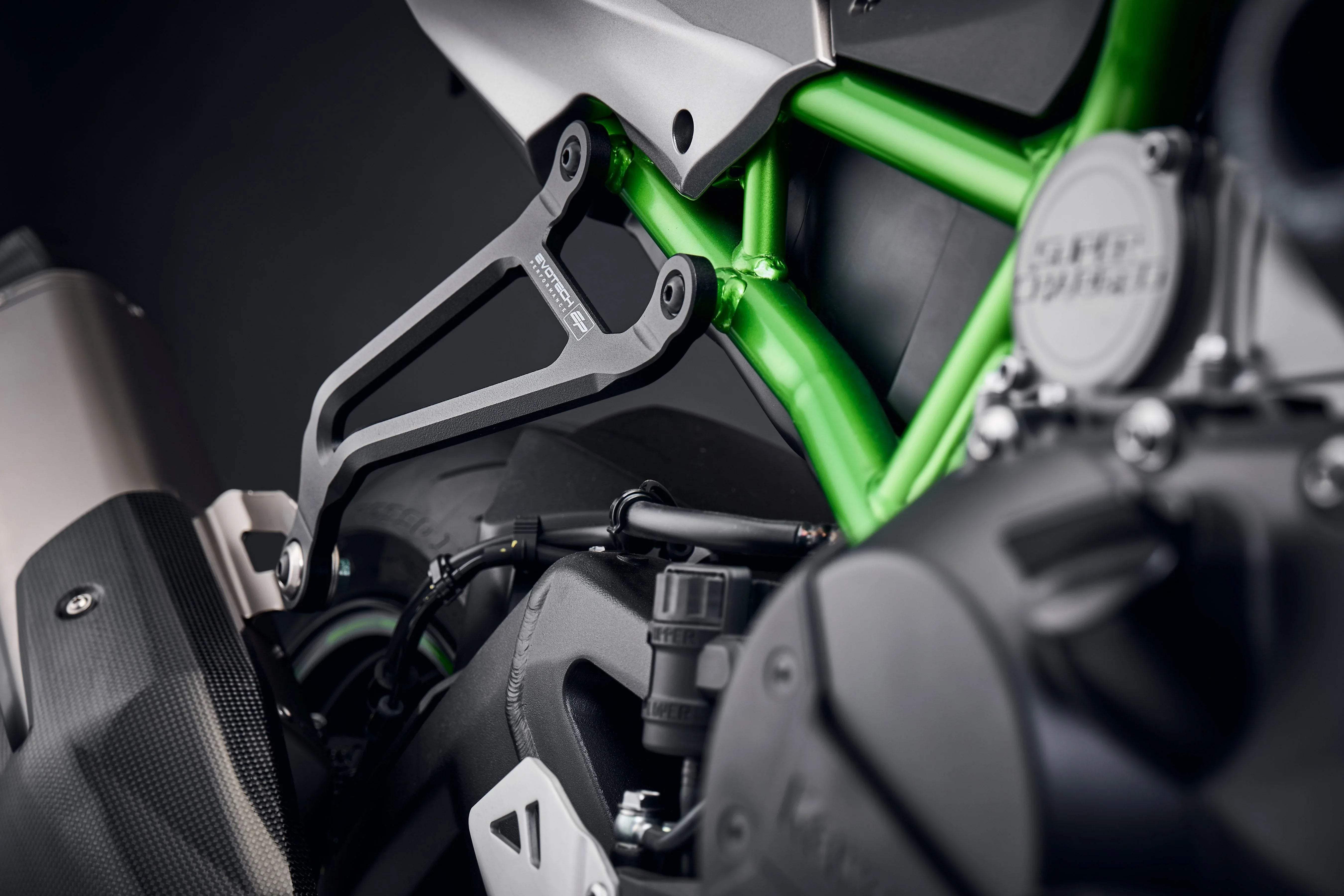 Evotech Kawasaki Z H2 Exhaust Hanger Kit (2020+) - Auspuffhalterung | Evotech Performance