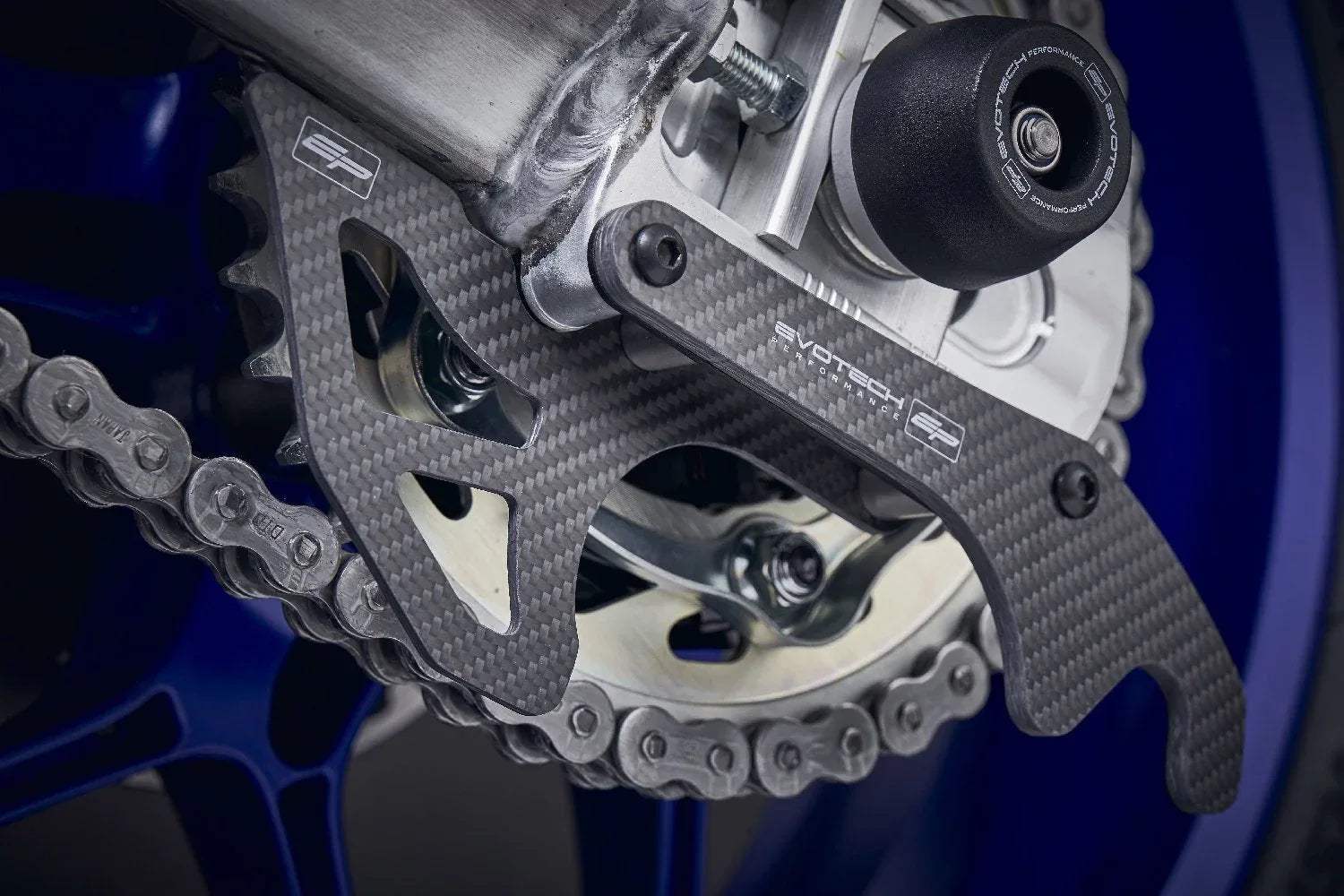Evotech Performance Carbon Fibre Toe Guard / GP Style Paddock Stand Plates - Yamaha YZF-R7 (2022+) - Kettenschutz | Evotech Performance