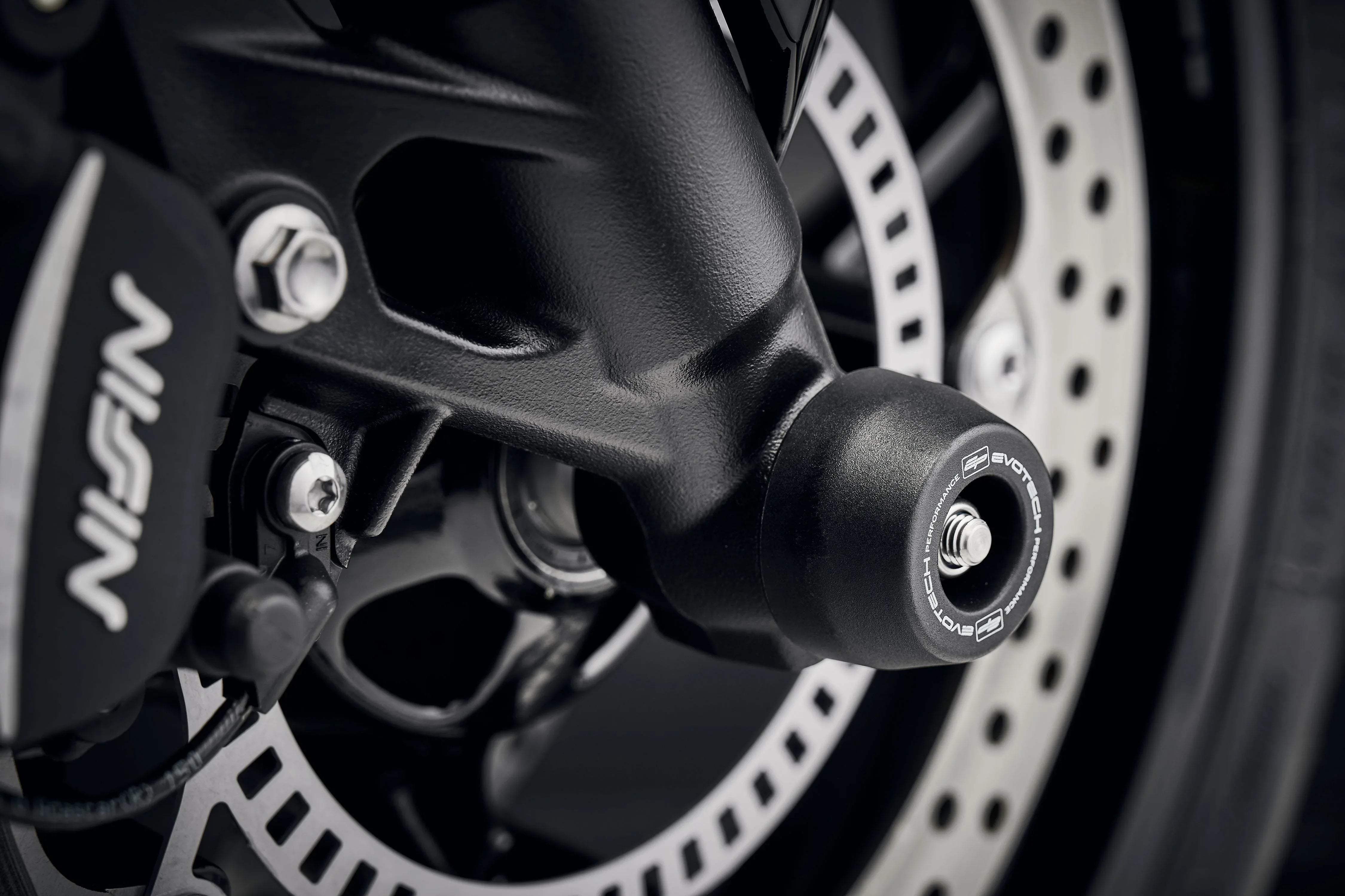 Evotech Front Spindle Bobbins - Triumph Trident (2021 - 2024) - Spindle Bobbins | Evotech Performance
