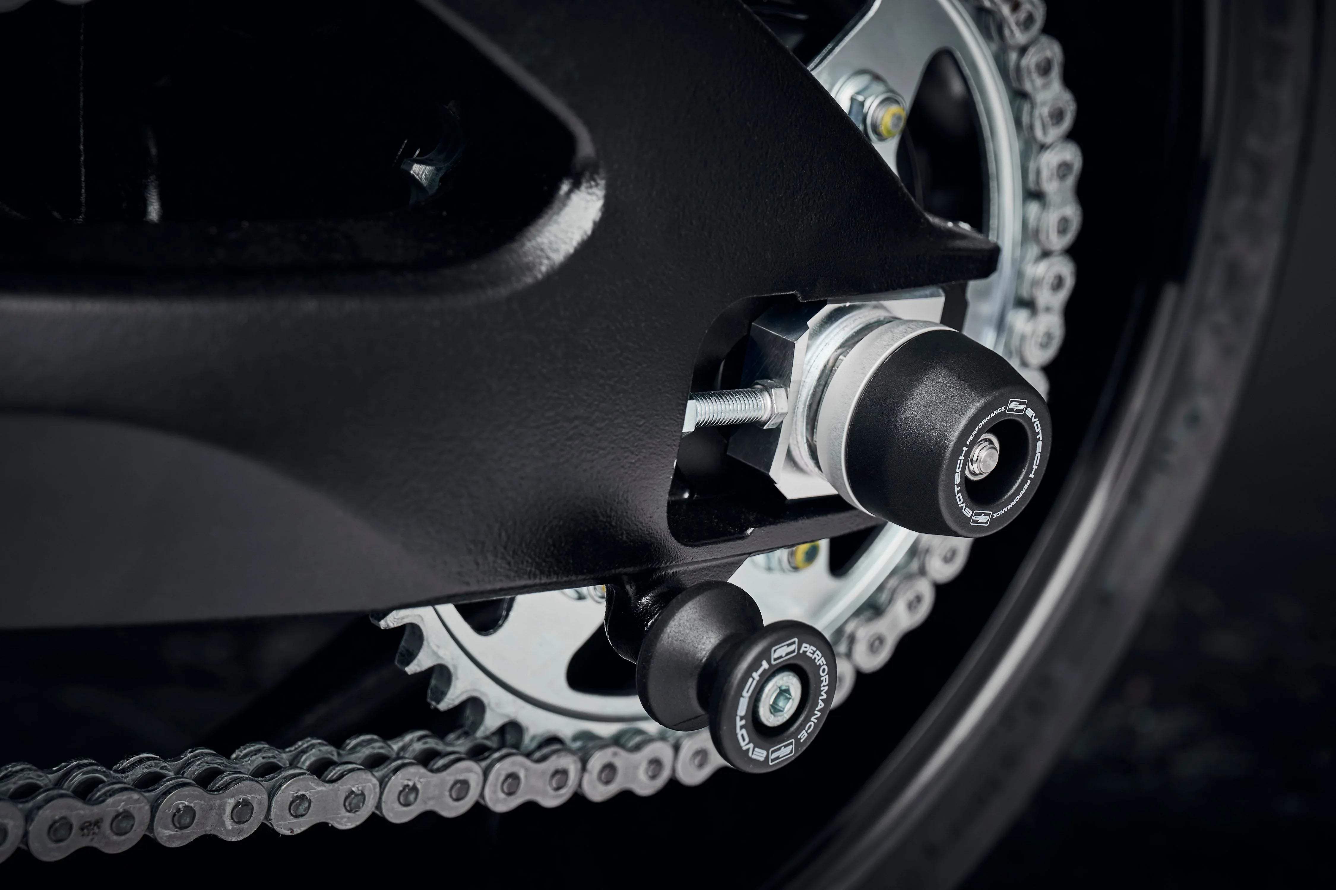 Evotech Performance Rear Spindle Bobbins - Suzuki GSX-S1000GT (2022+) - Spindle Bobbins | Evotech Performance