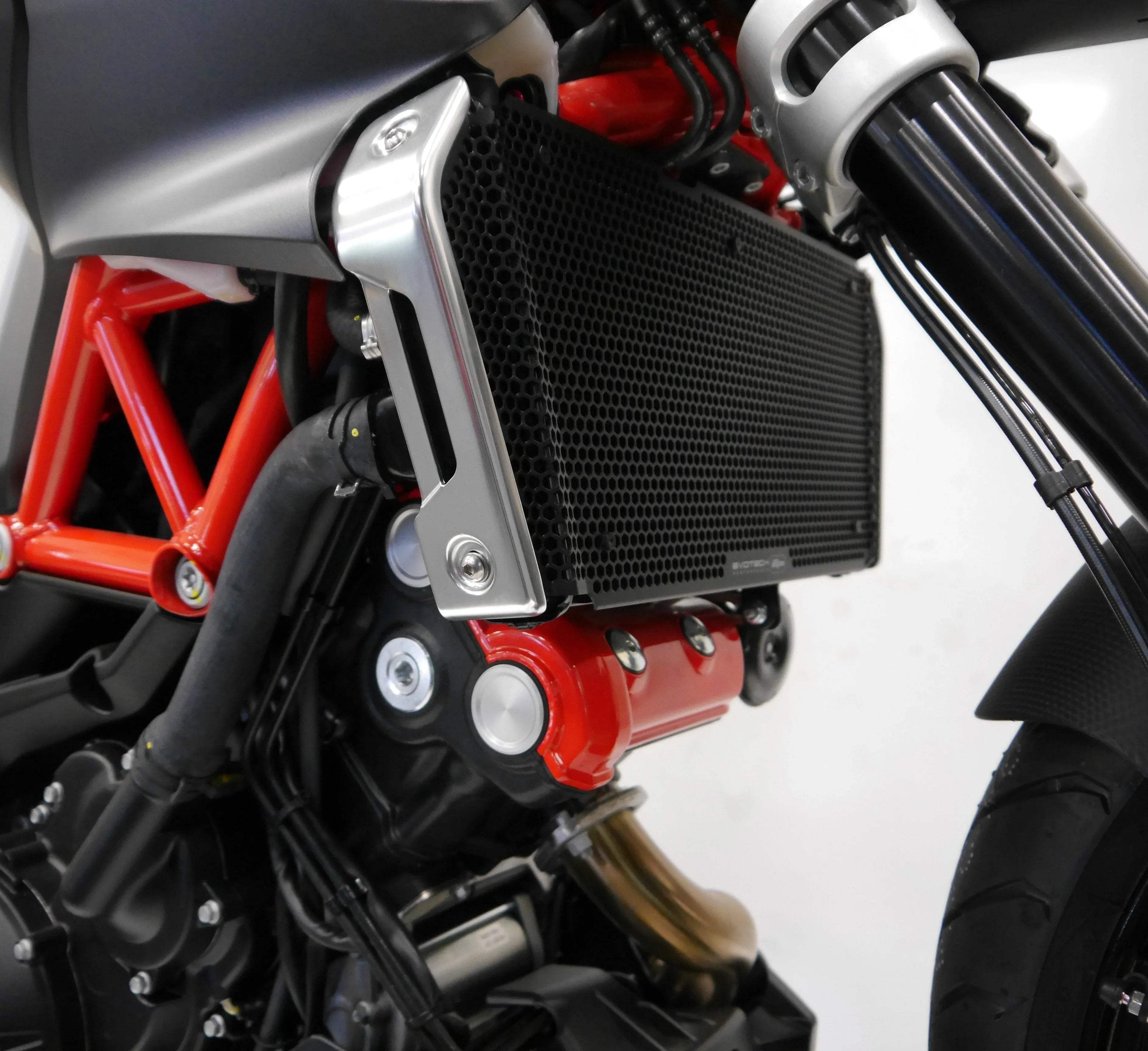 Evotech Aprilia Shiver SL 750 Radiator Guard (2007 - 2016) - Kühlerschutzgitter | Evotech Performance