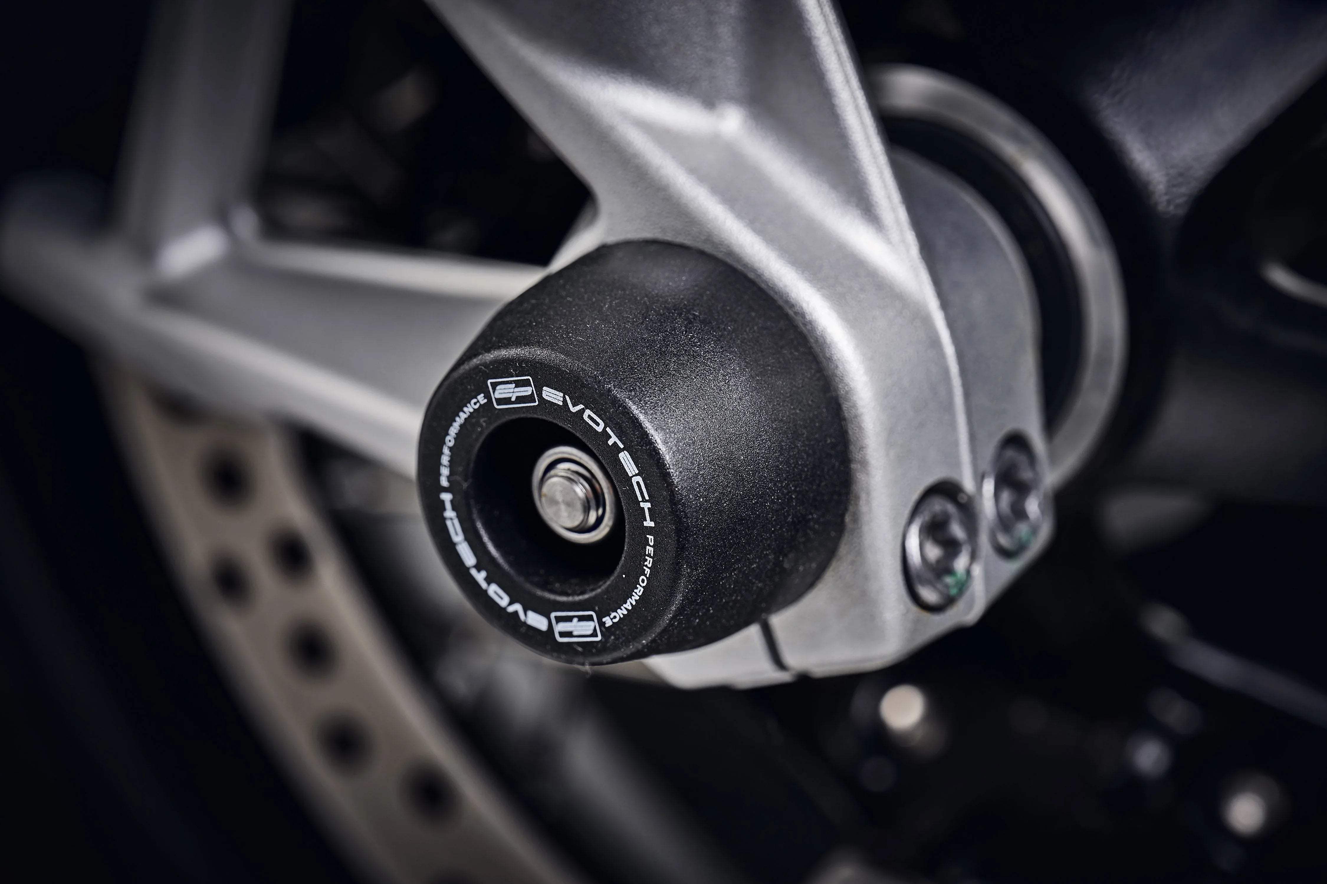 Evotech Spindle Bobbins Kit - BMW F 900 XR Sport (2025+) - Spindle Bobbins | Evotech Performance