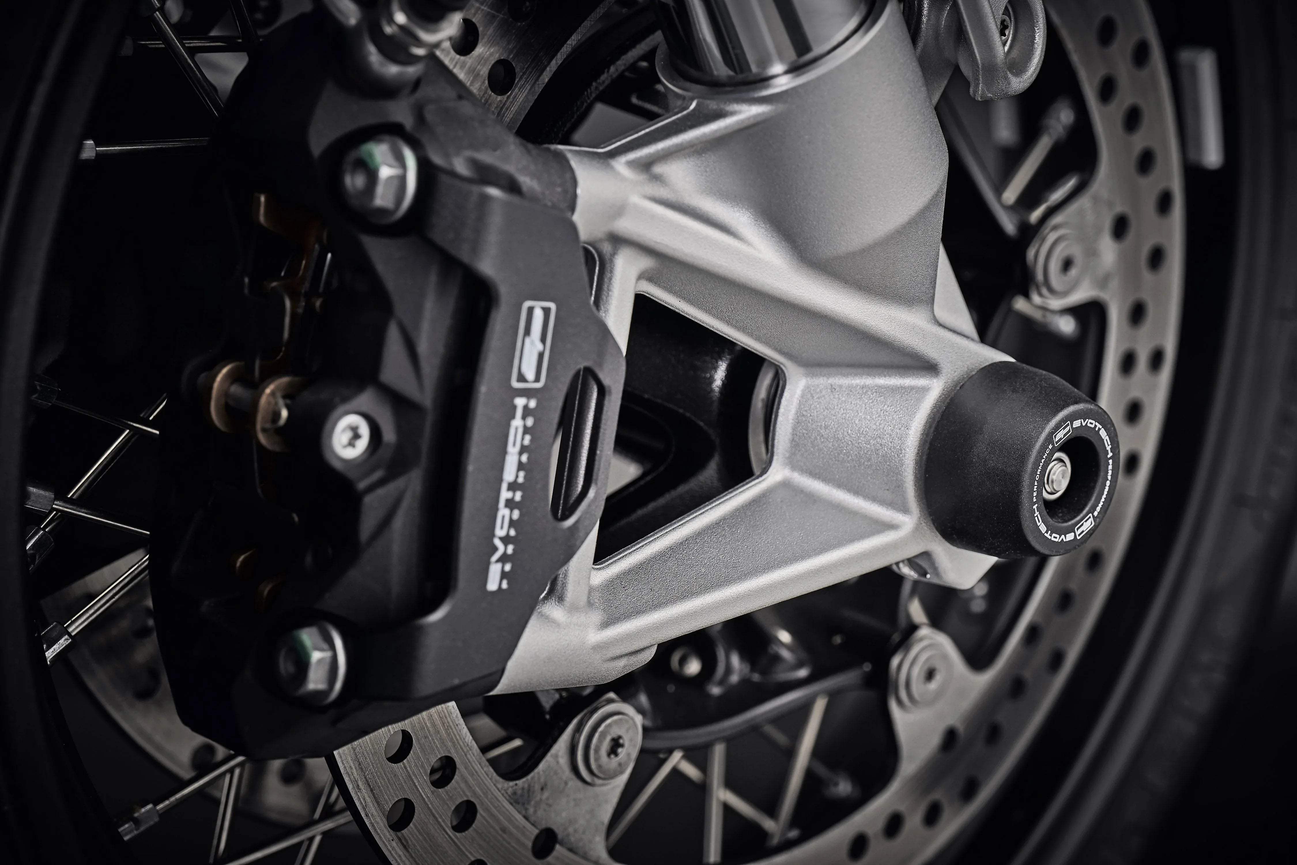 Evotech Front Spindle Bobbins - BMW R nineT (2017+) - Spindle Bobbins | Evotech Performance