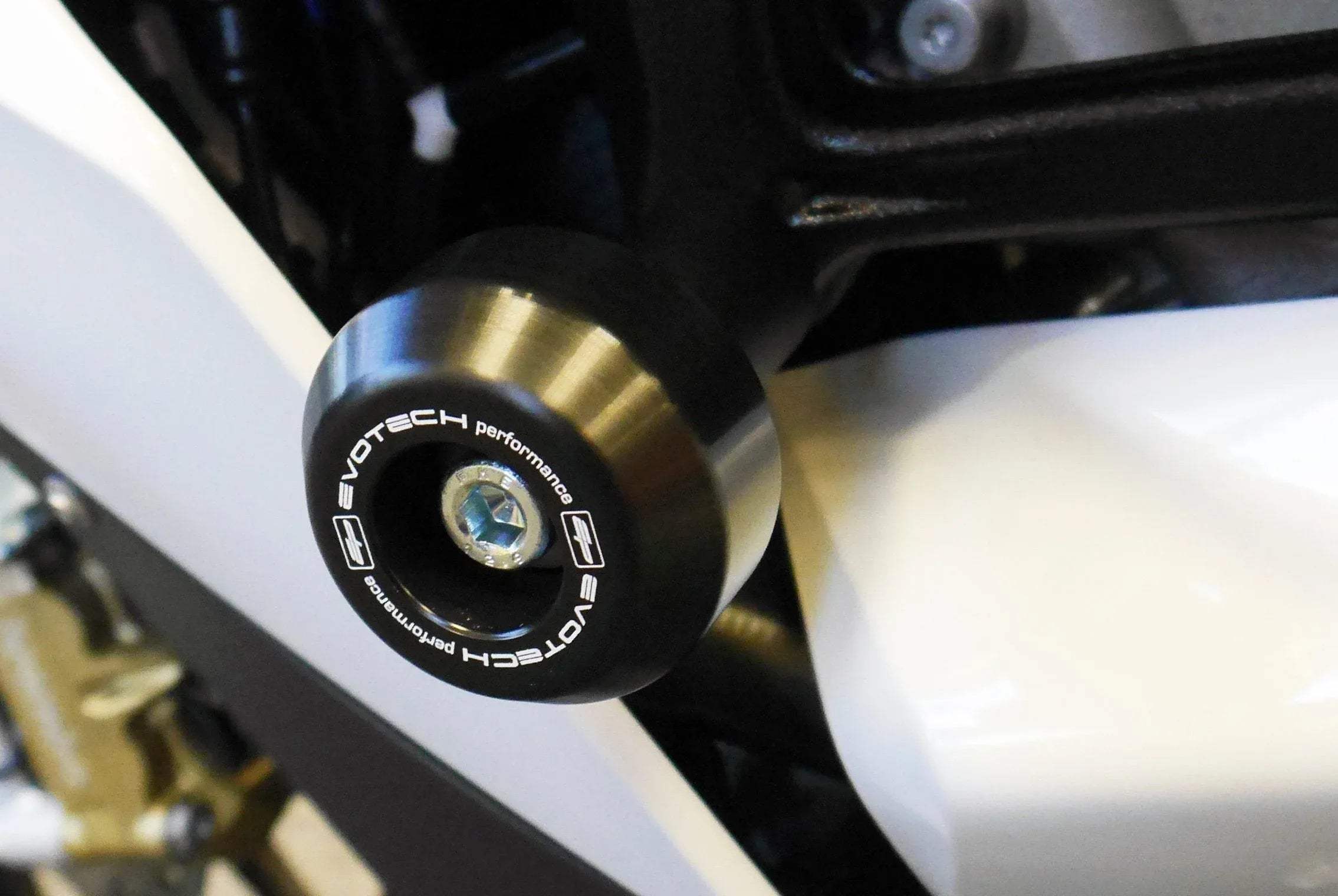Evotech BMW S 1000 RR Crash Bobbins 2015 - 2018 - Sturzpads | Evotech Performance