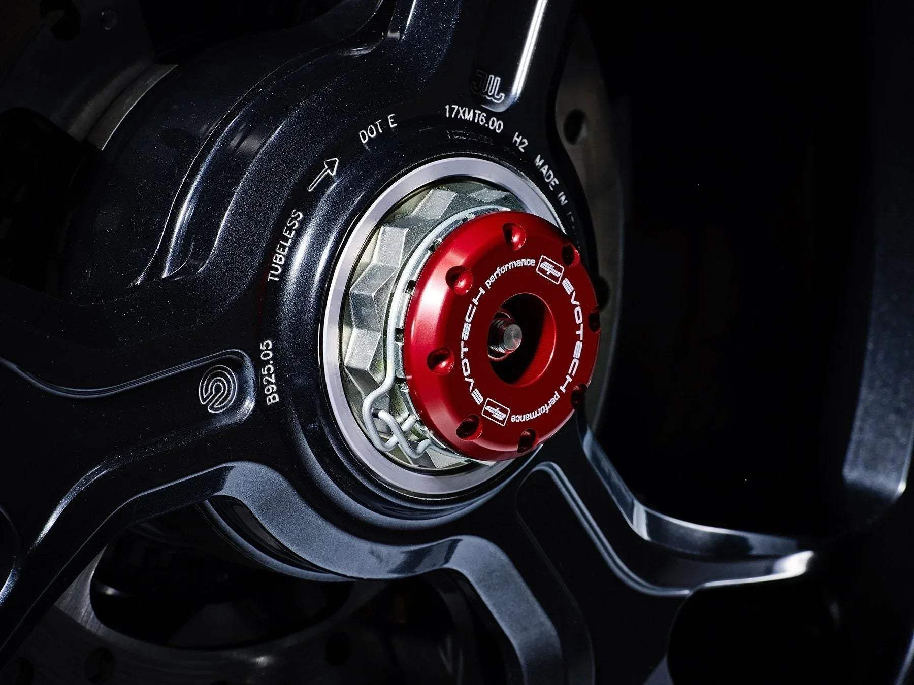 Evotech Performance Spindle Bobbins Kit - Ducati Monster 1200 25 Anniversario (2020) - Spindle Bobbins | Evotech Performance