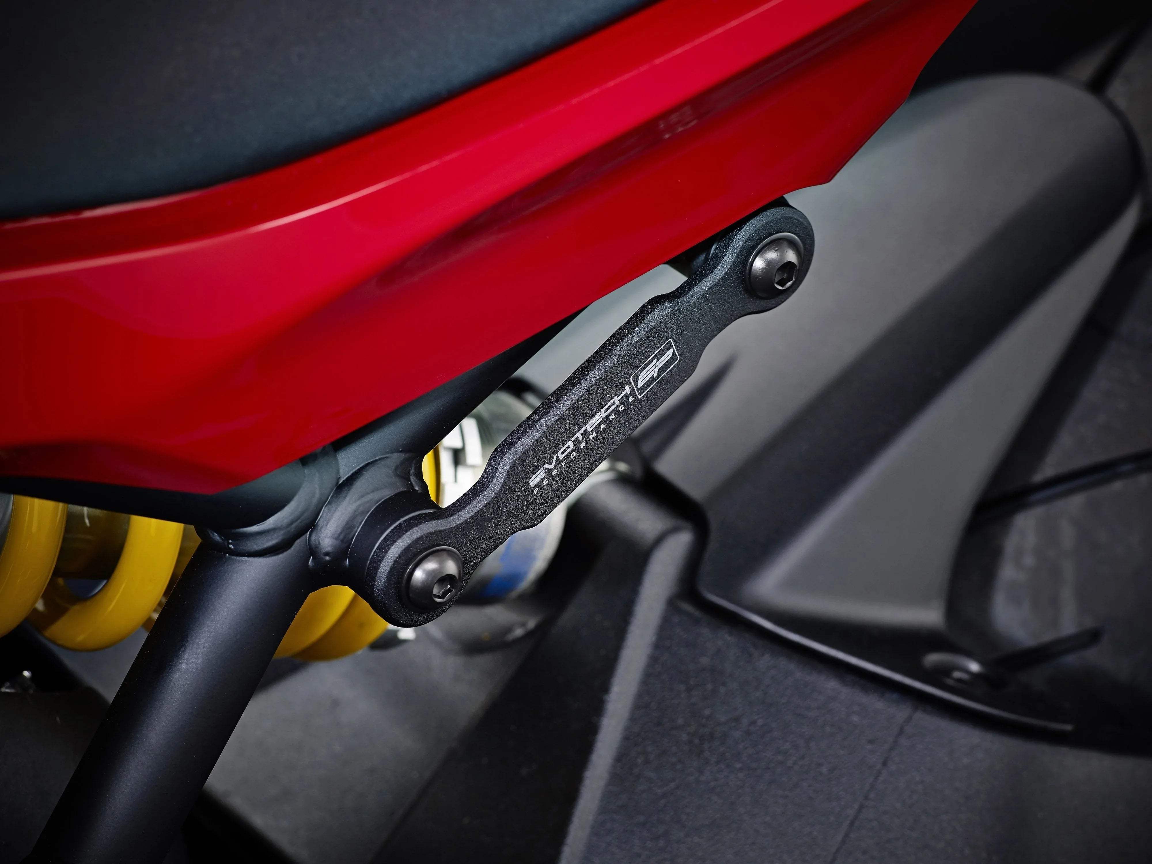 Evotech Ducati SuperSport S Pillion Footpeg Removal Kit (2017-2020) - Soziusfußrastenabdeckung | Evotech Performance