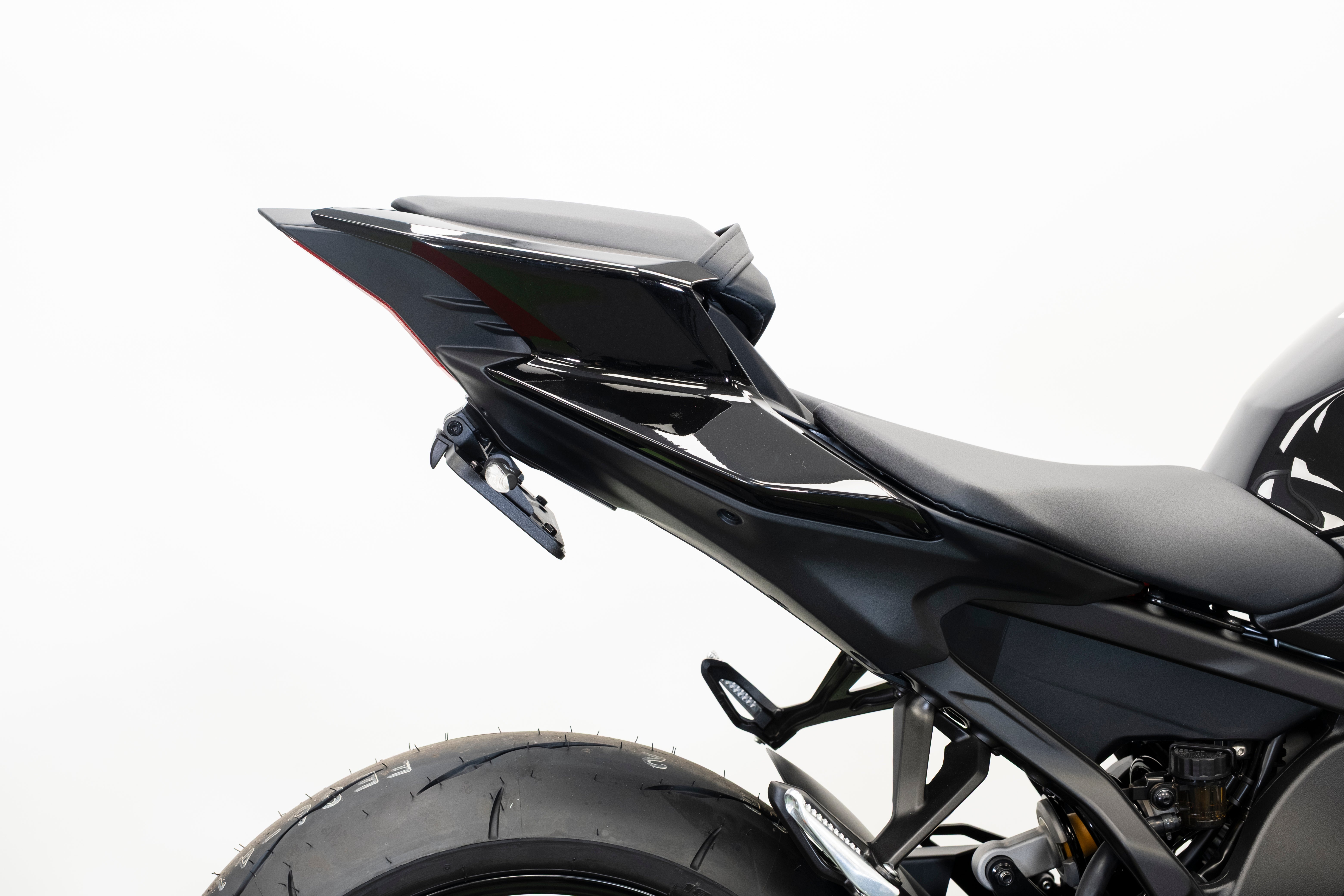 Evotech Dynamic Tail Tidy Including Indicators - Yamaha YZF-R9 (2025+)
