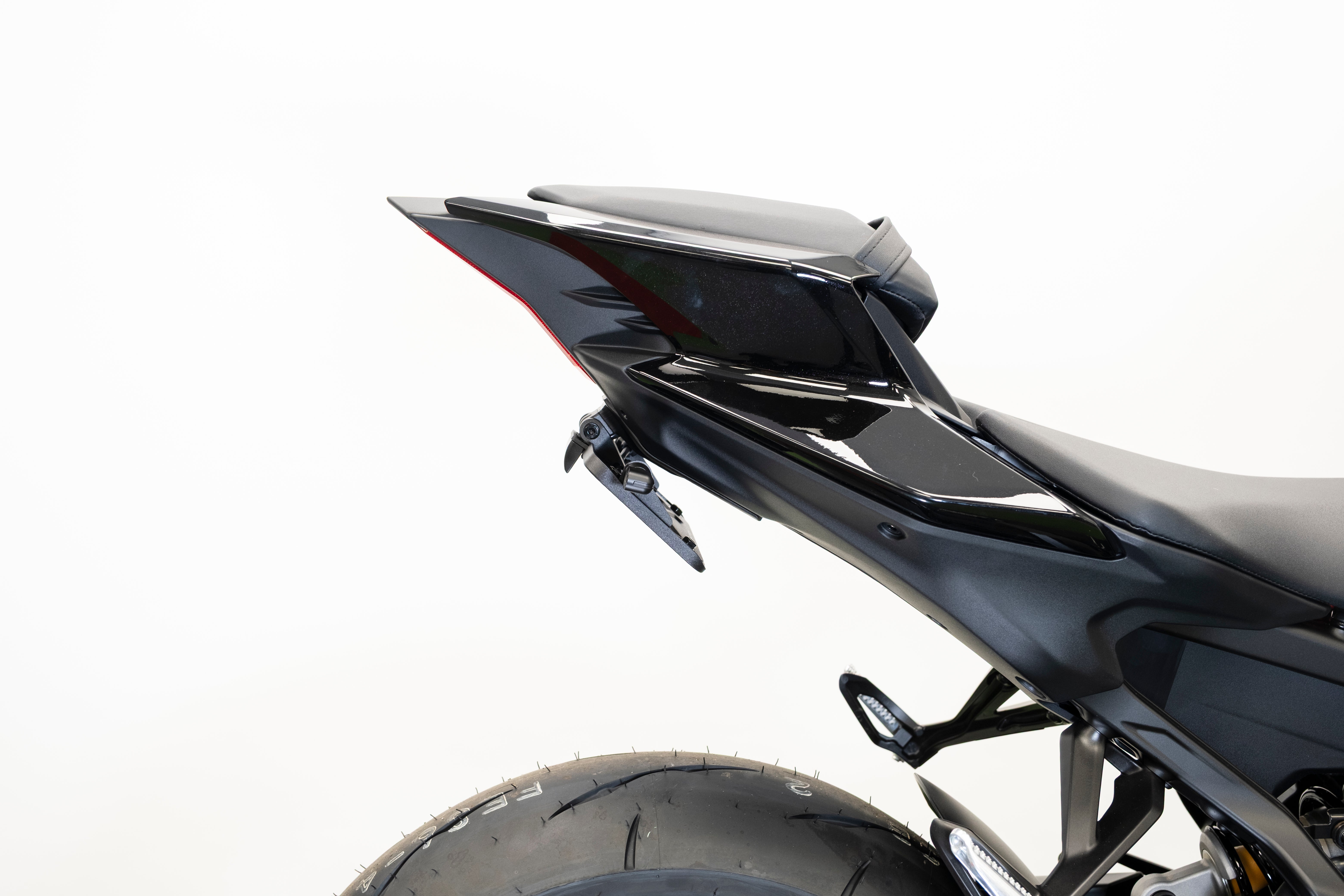 Evotech Dynamic Tail Tidy Including Indicators - Yamaha YZF-R9 (2025+)