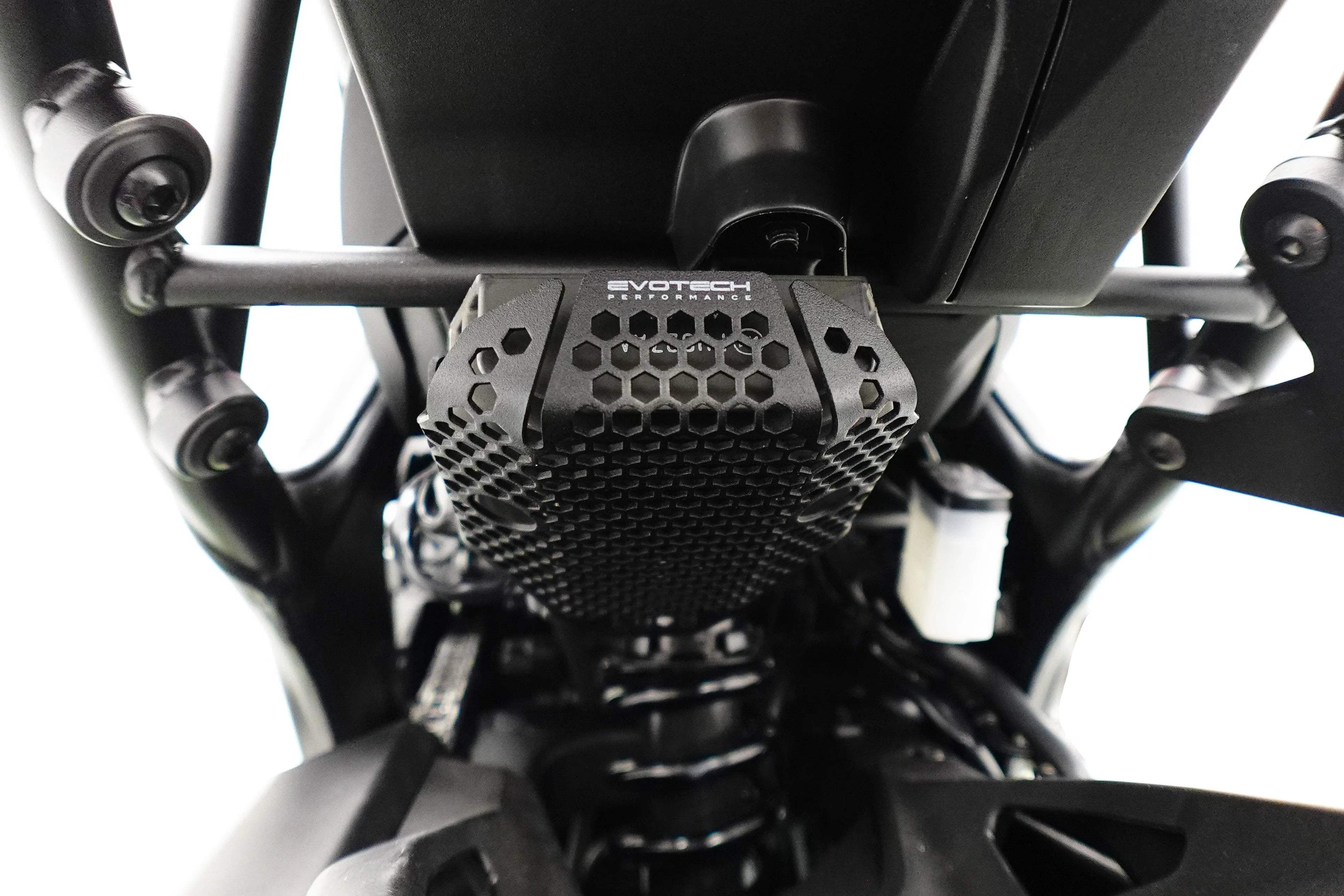 Evotech Rectifier Guard - Honda CB1000 Hornet SP (2025+) - Soziusfußrastenabdeckung | Evotech Performance
