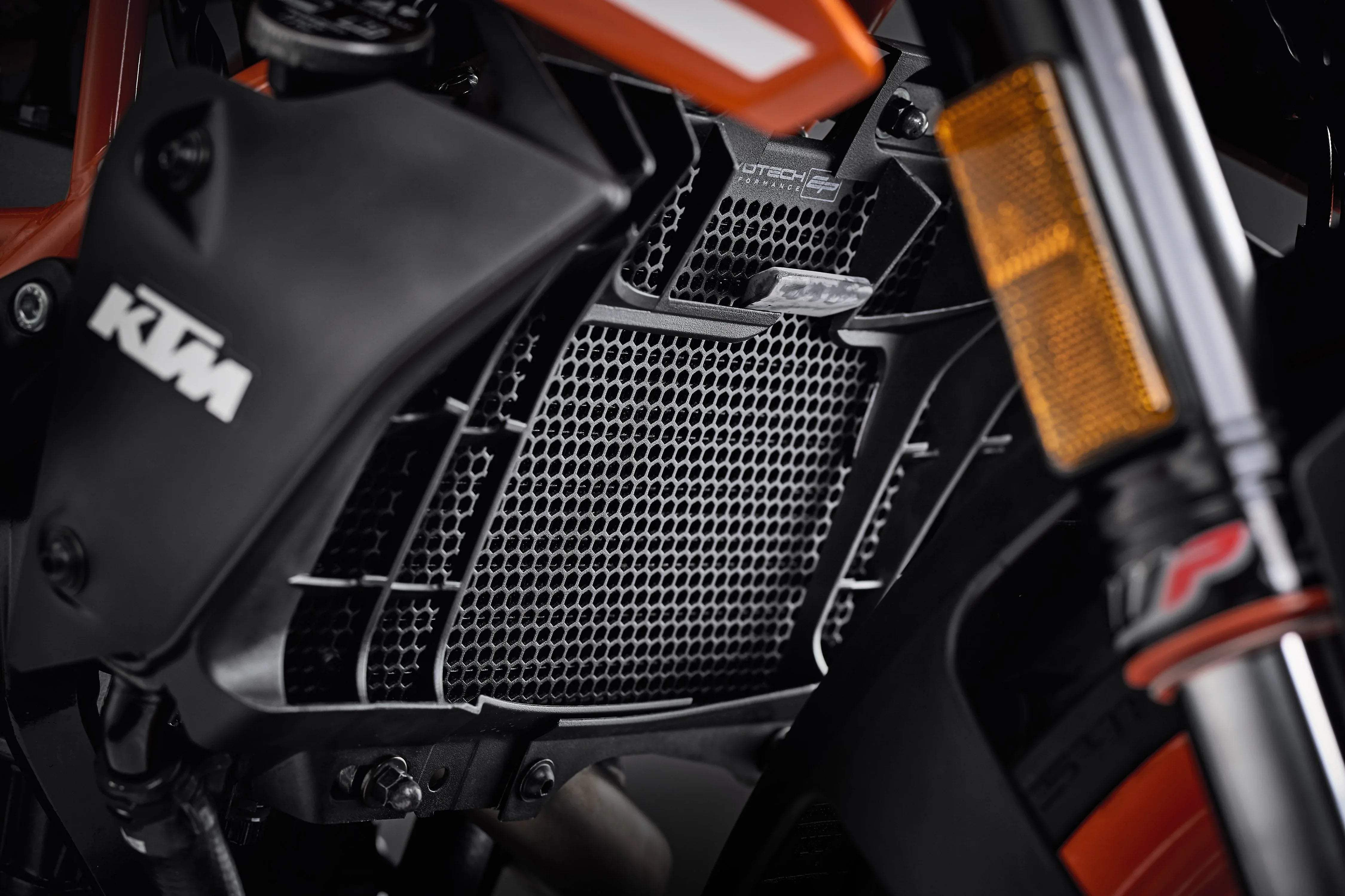 Evotech KTM 250 Duke Radiator Guard (2018-2020) - Kühlerschutzgitter | Evotech Performance