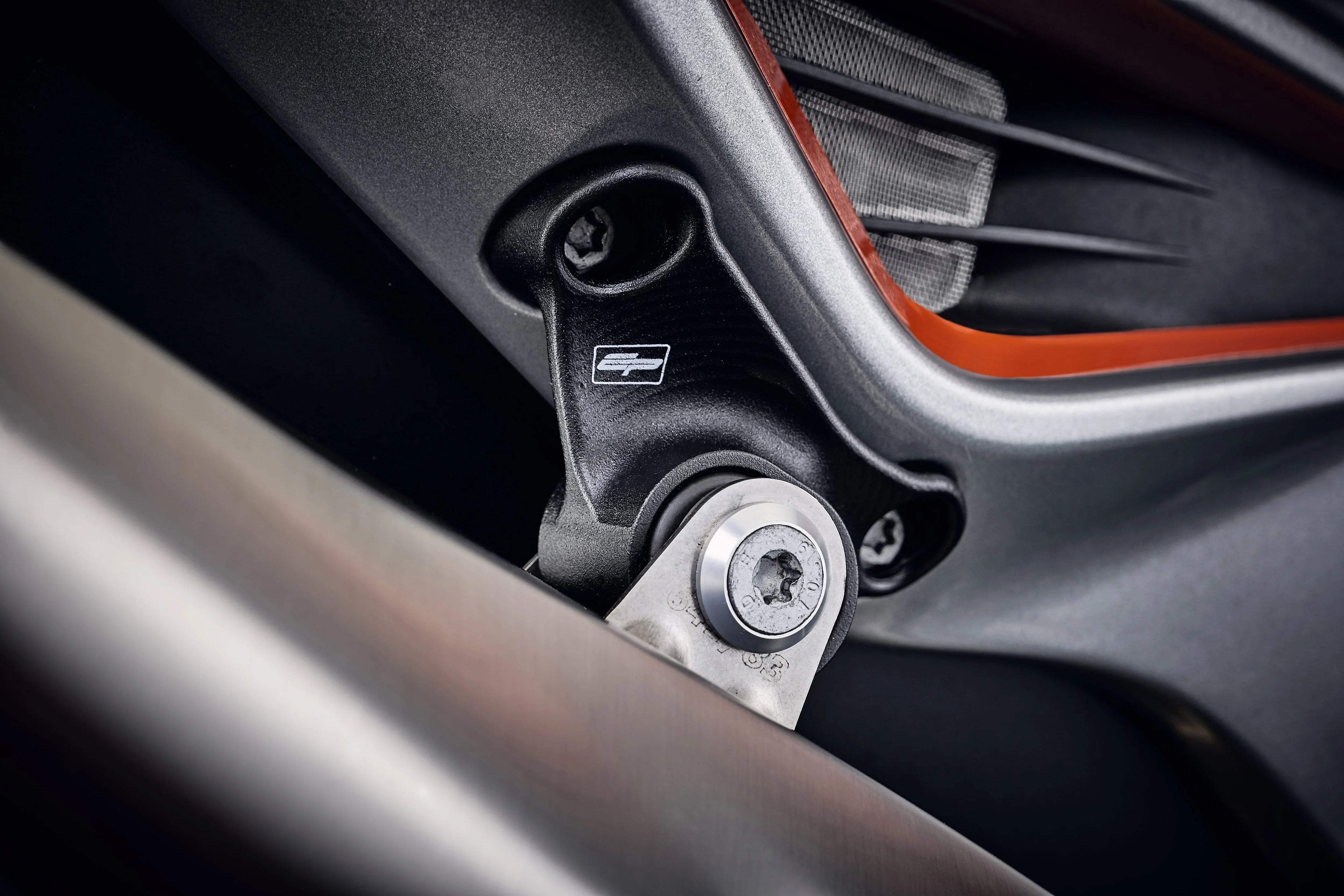 Evotech KTM 890 Duke Exhaust Hanger (2021+) - Auspuffhalterung | Evotech Performance
