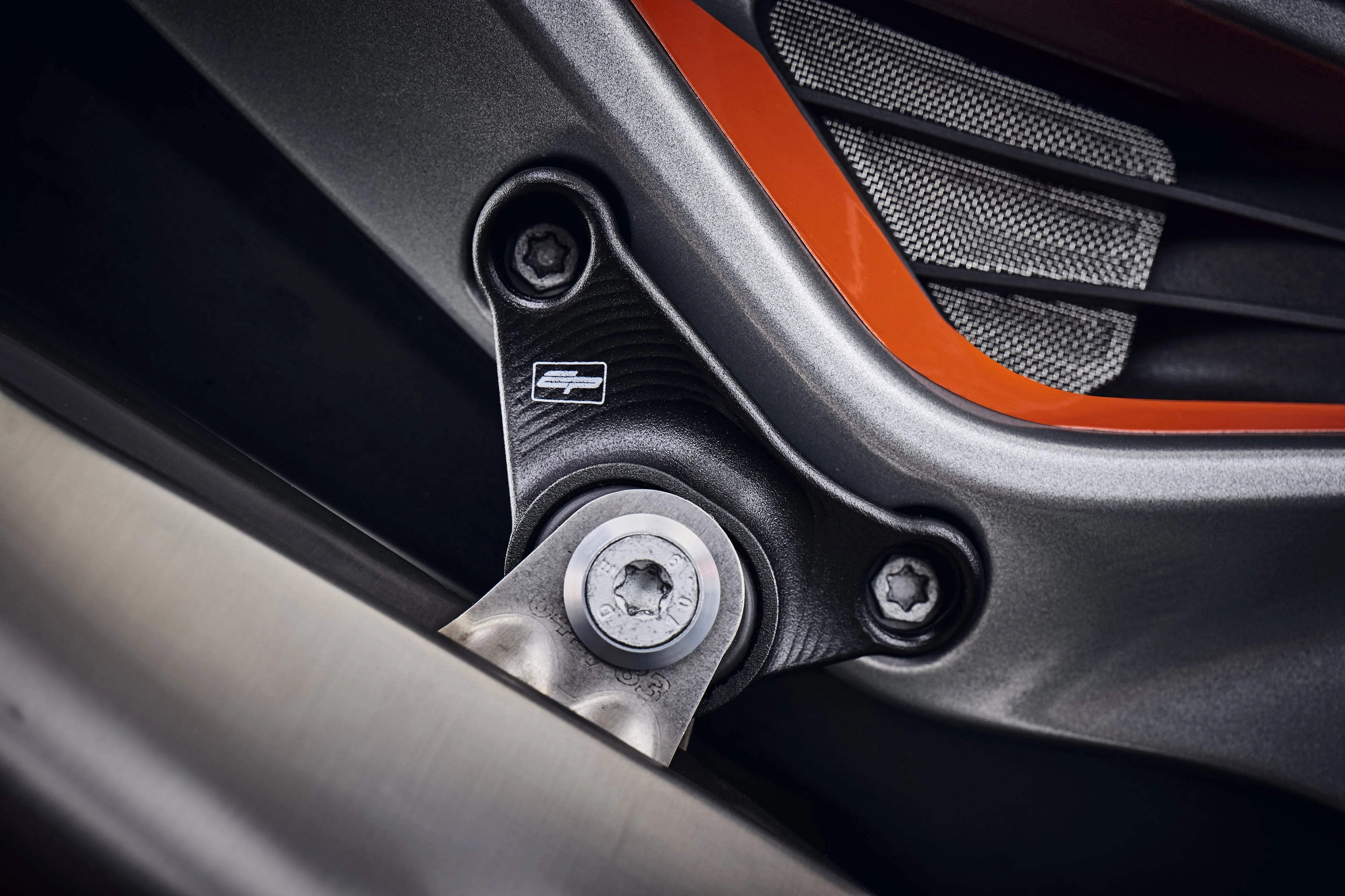 Evotech KTM 890 Duke Exhaust Hanger (2021+) - Auspuffhalterung | Evotech Performance