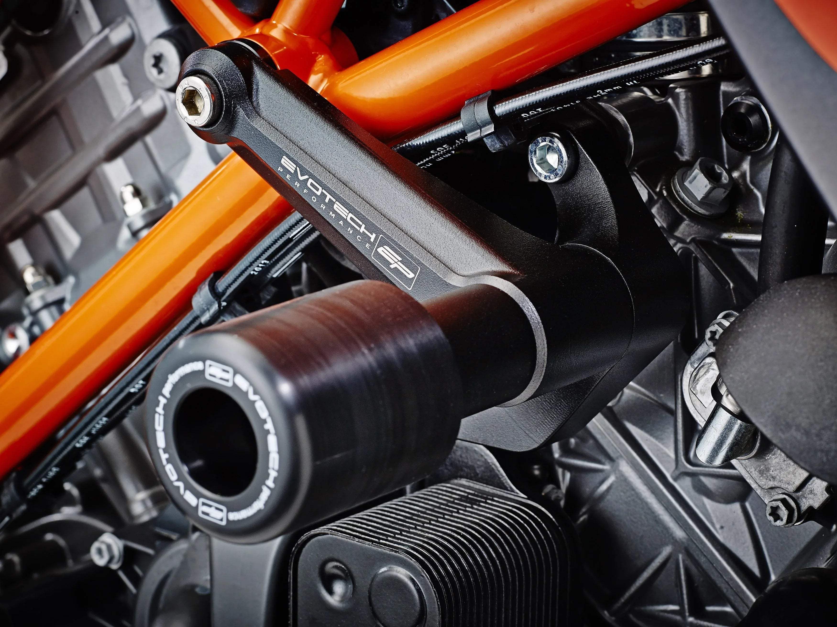 Evotech KTM 1290 Super Duke R Crash Protection 2017 - 2019 - Sturzpads | Evotech Performance