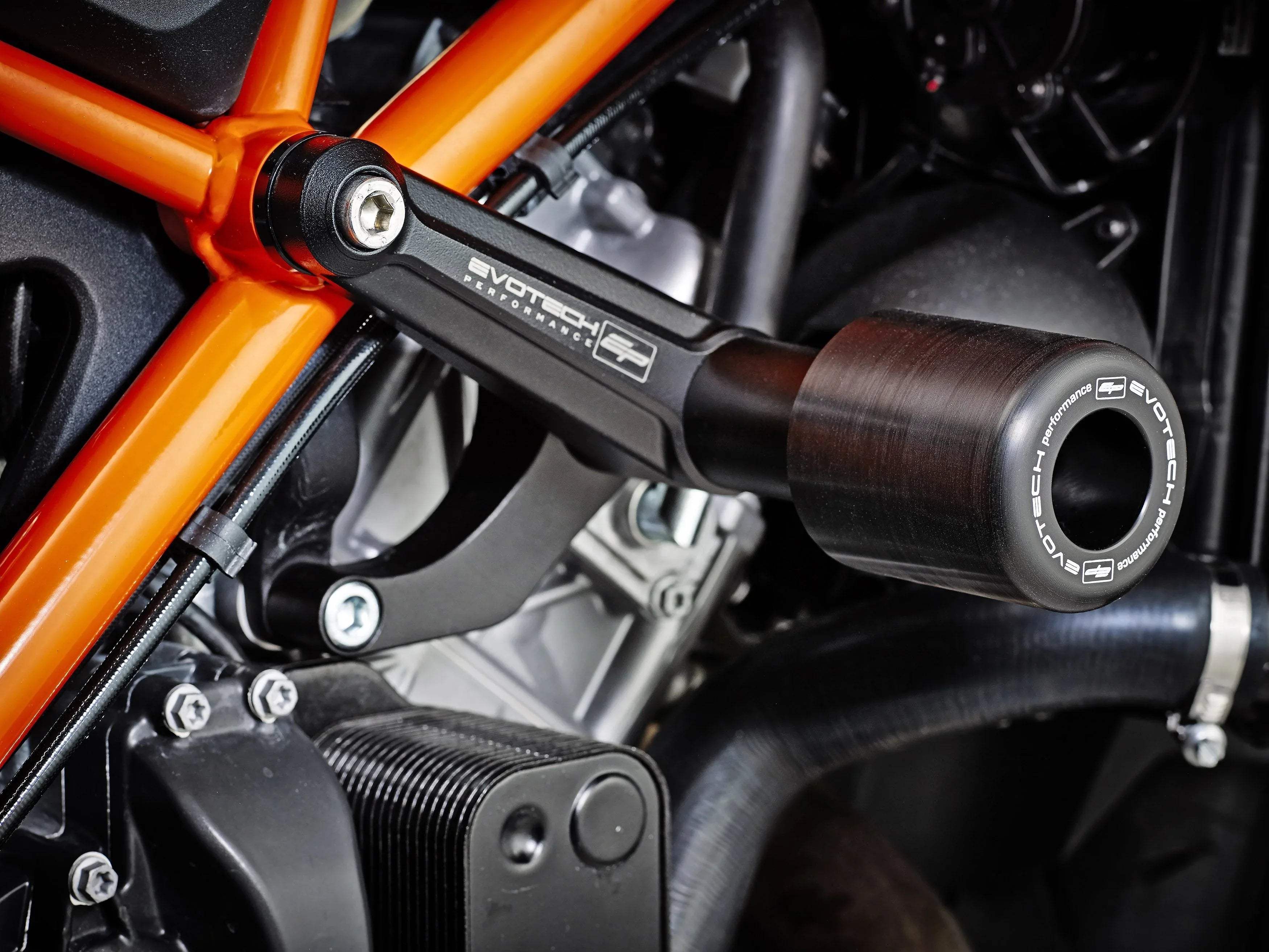 Evotech KTM 1290 Super Duke R Crash Protection 2017 - 2019 - Sturzpads | Evotech Performance
