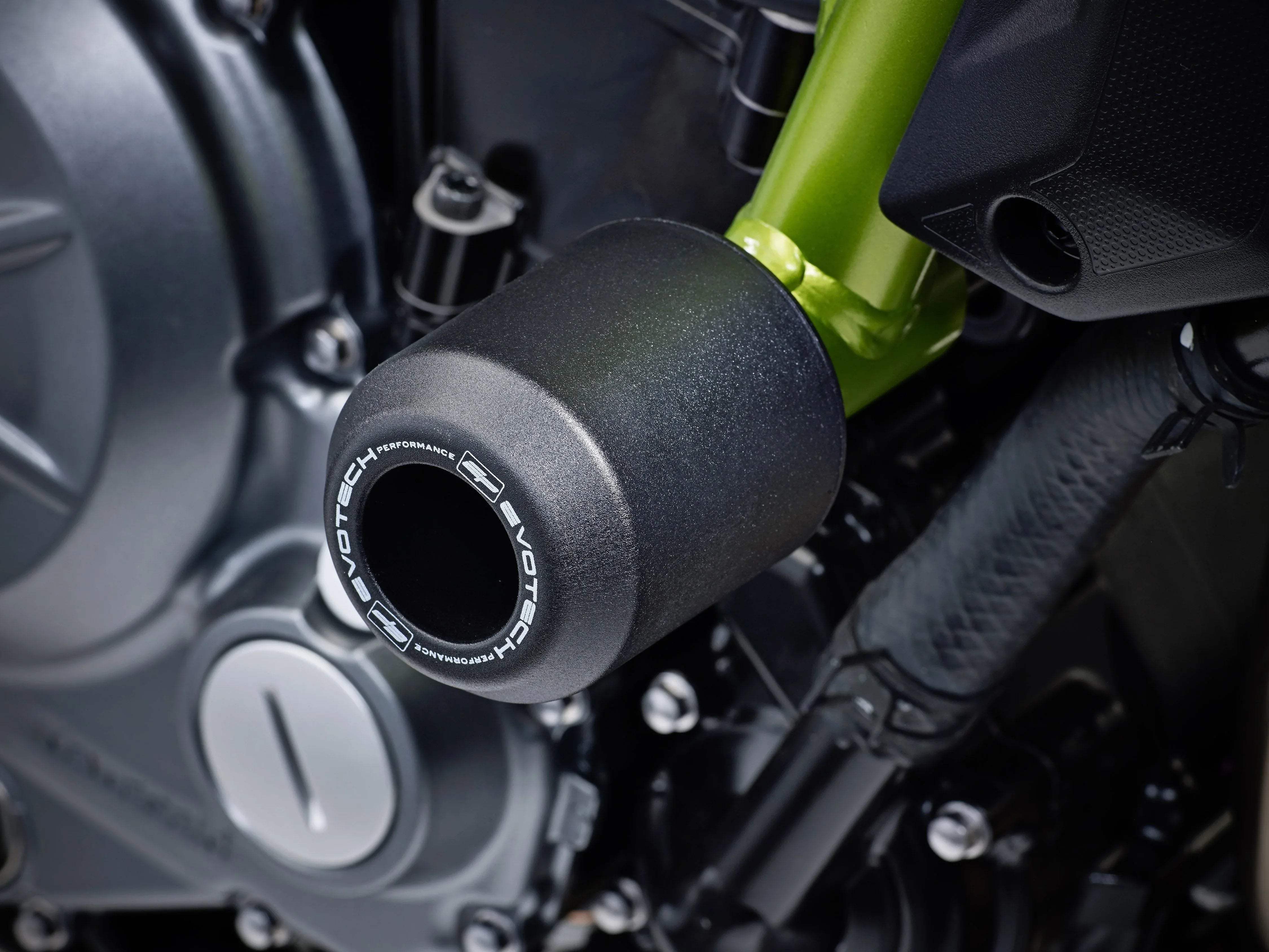 Evotech Performance Kawasaki Z650 Urban Crash Protection (2022+) - Sturzpads | Evotech Performance