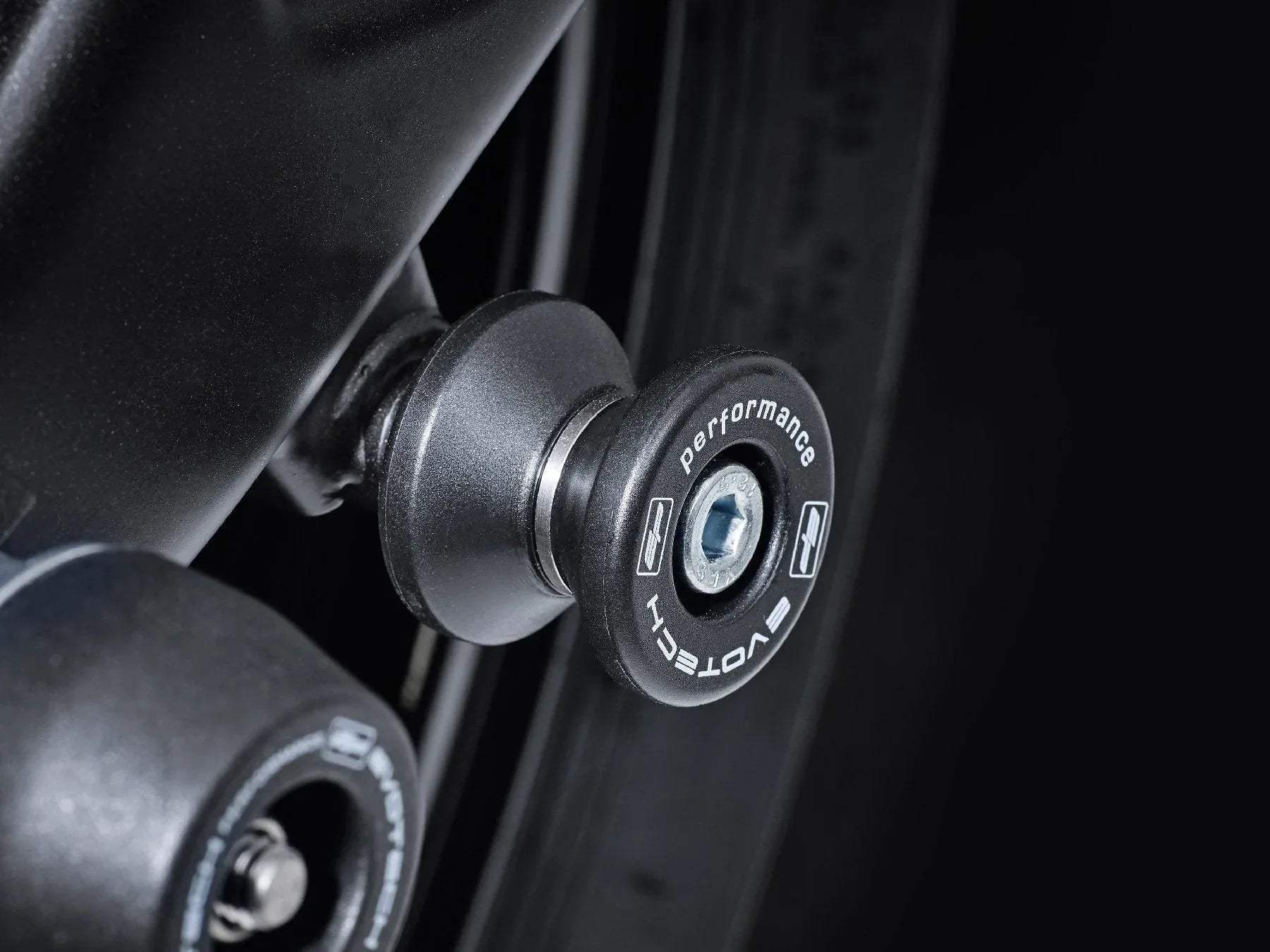 Evotech Paddock Stand Bobbins - Kawasaki Z650 (2017+) - Alu Bobbins | Evotech Performance