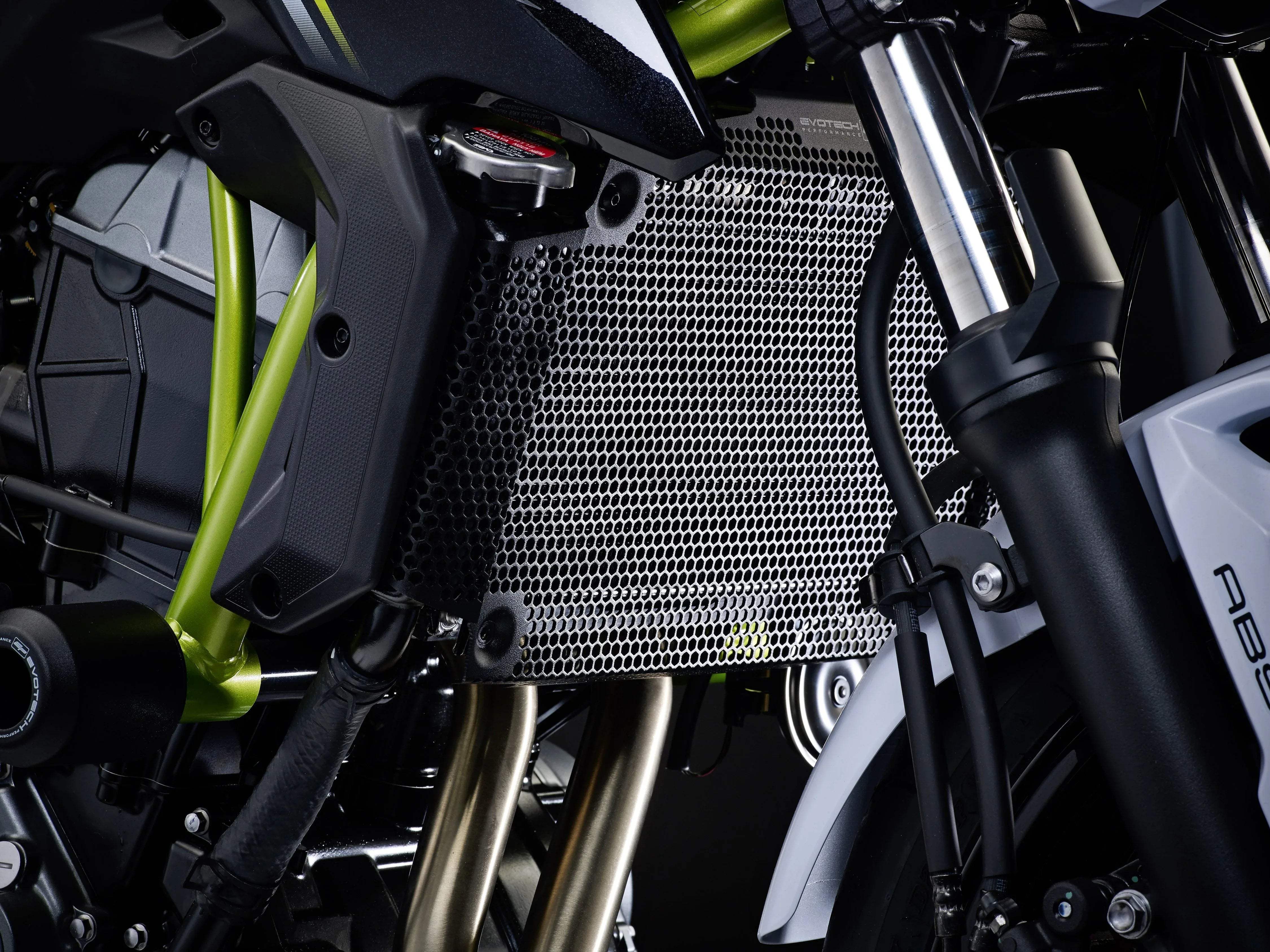 Evotech Kawasaki Z650 Radiator Guard (2017+) - Kühlerschutzgitter | Evotech Performance