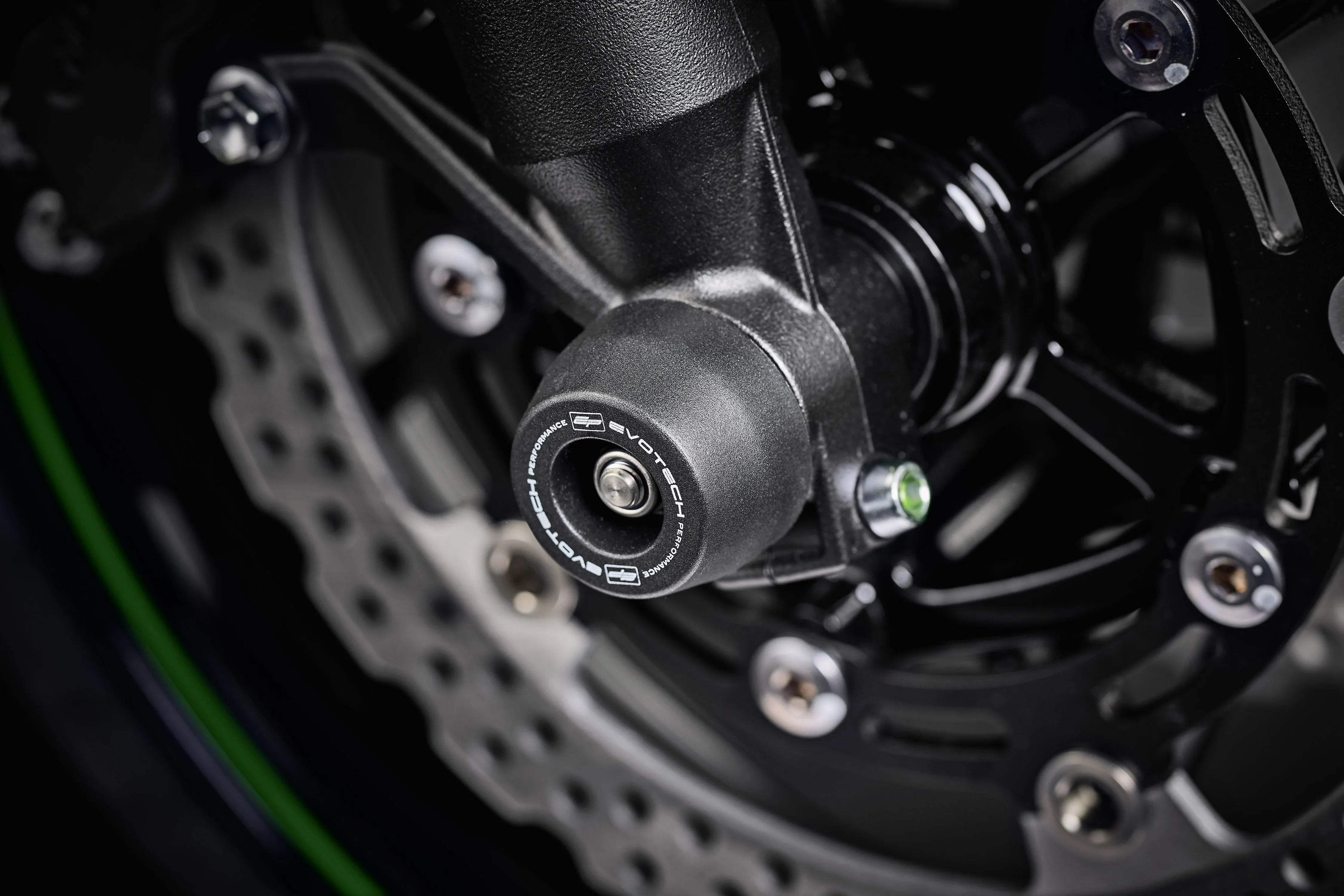 Evotech Front Spindle Bobbins - Kawasaki Z900 SE (2025+) - Spindle Bobbins | Evotech Performance