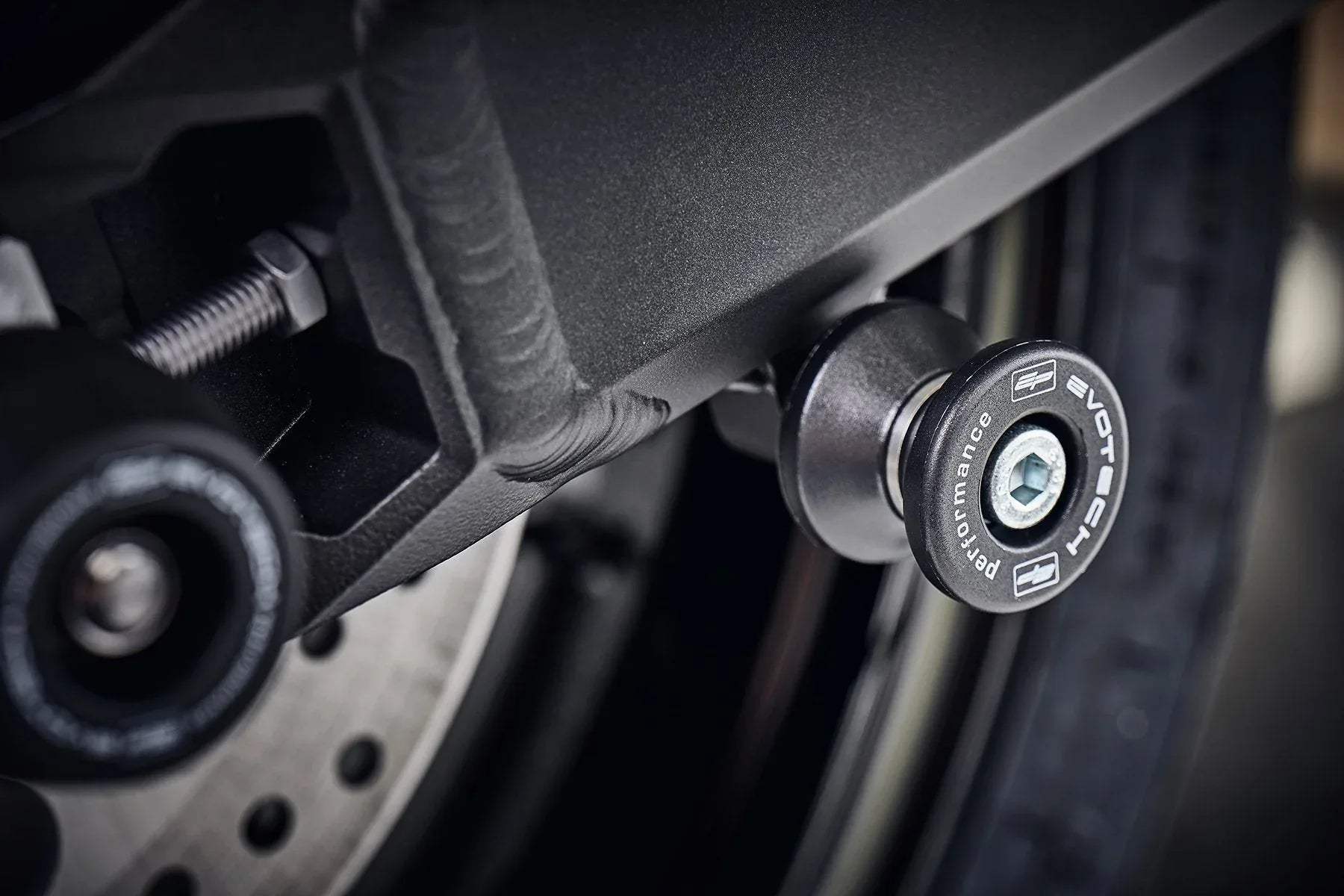 Evotech Paddock Stand Bobbins - Kawasaki Z900RS Café Performance (2018-2020) - Alu Bobbins | Evotech Performance