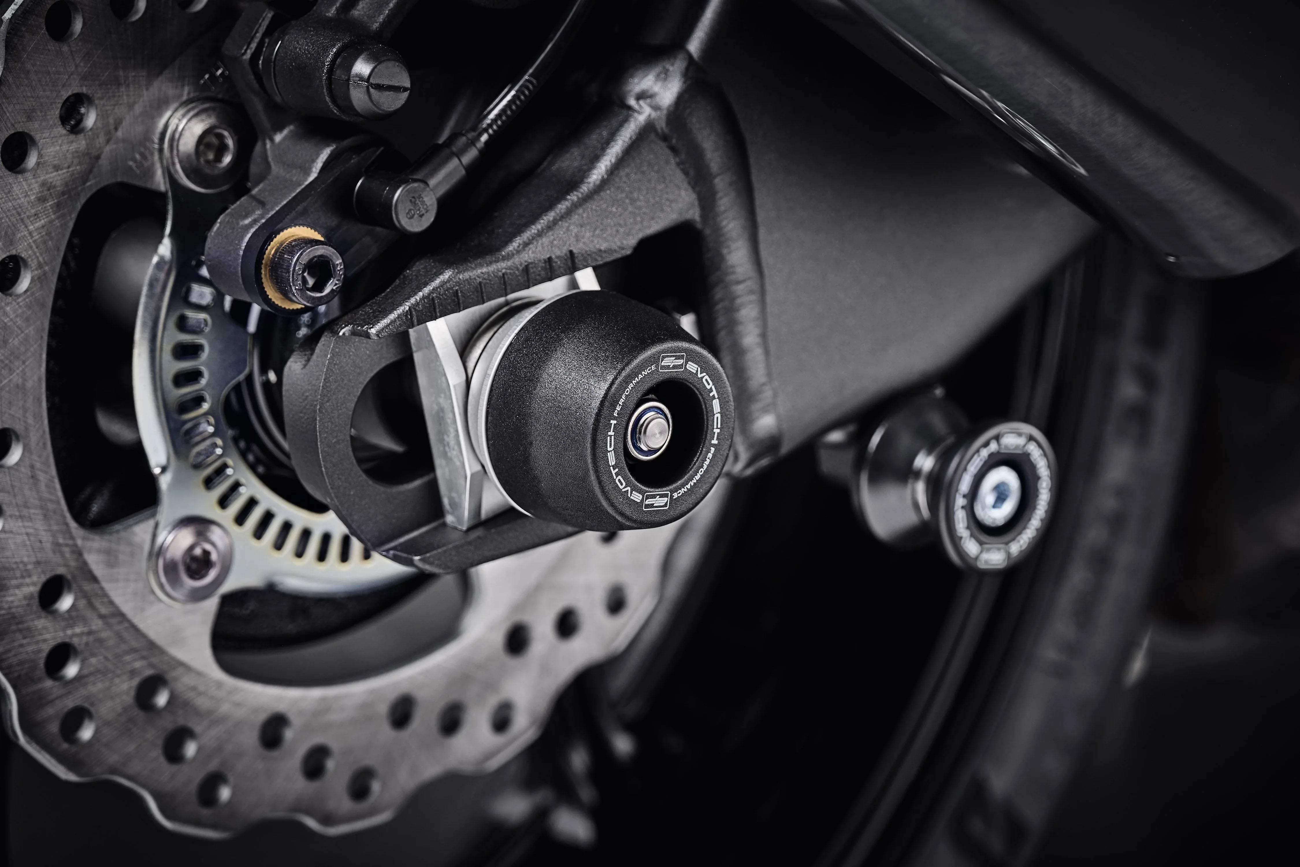 Evotech Performance Spindle Bobbins Kit - Kawasaki ZX6R (2019-2021) - Spindle Bobbins | Evotech Performance