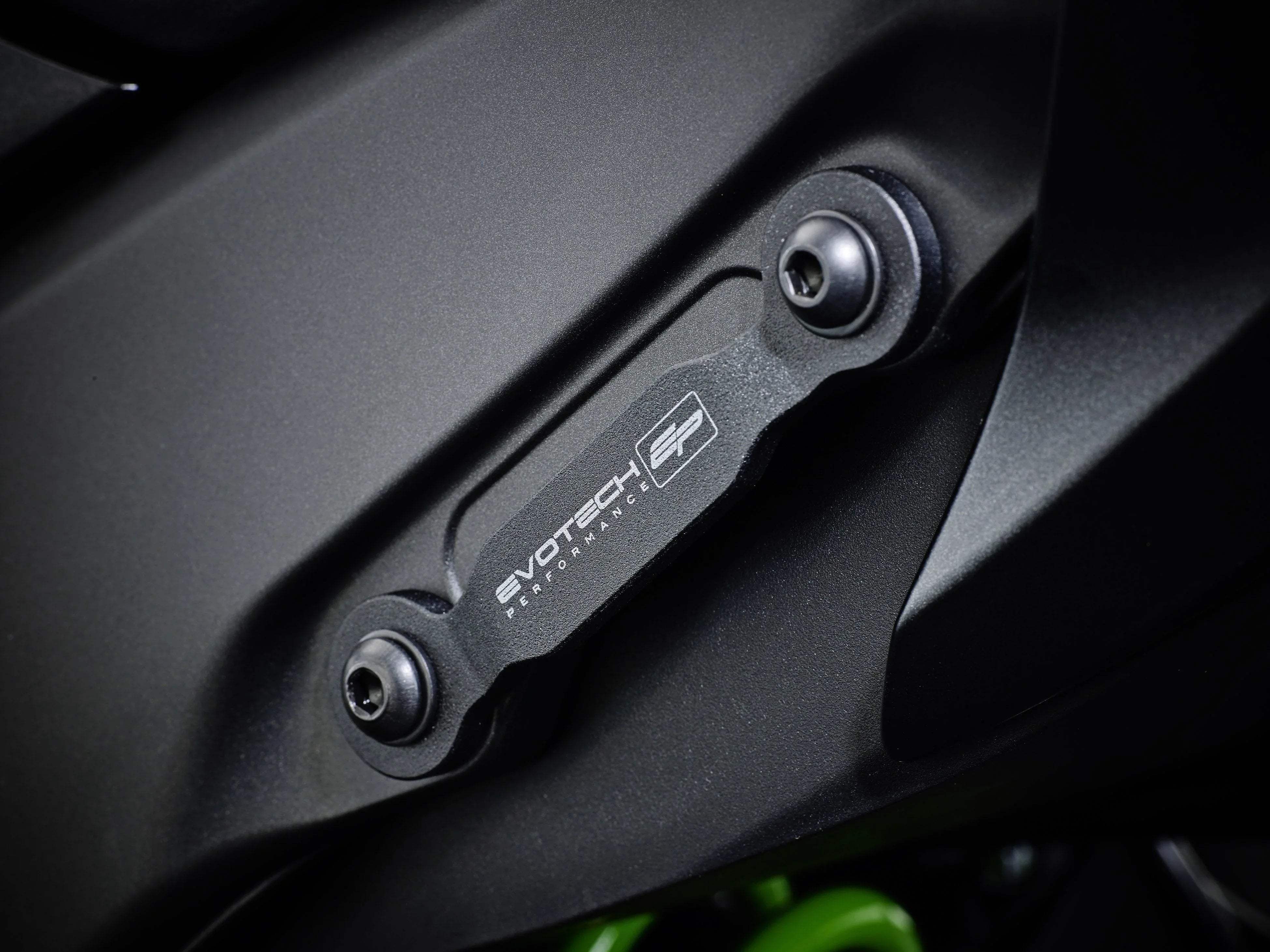 Evotech Kawasaki ZX-10R SE Pillion Footpeg Removal Kit (2018-2020) - Soziusfußrastenabdeckung | Evotech Performance