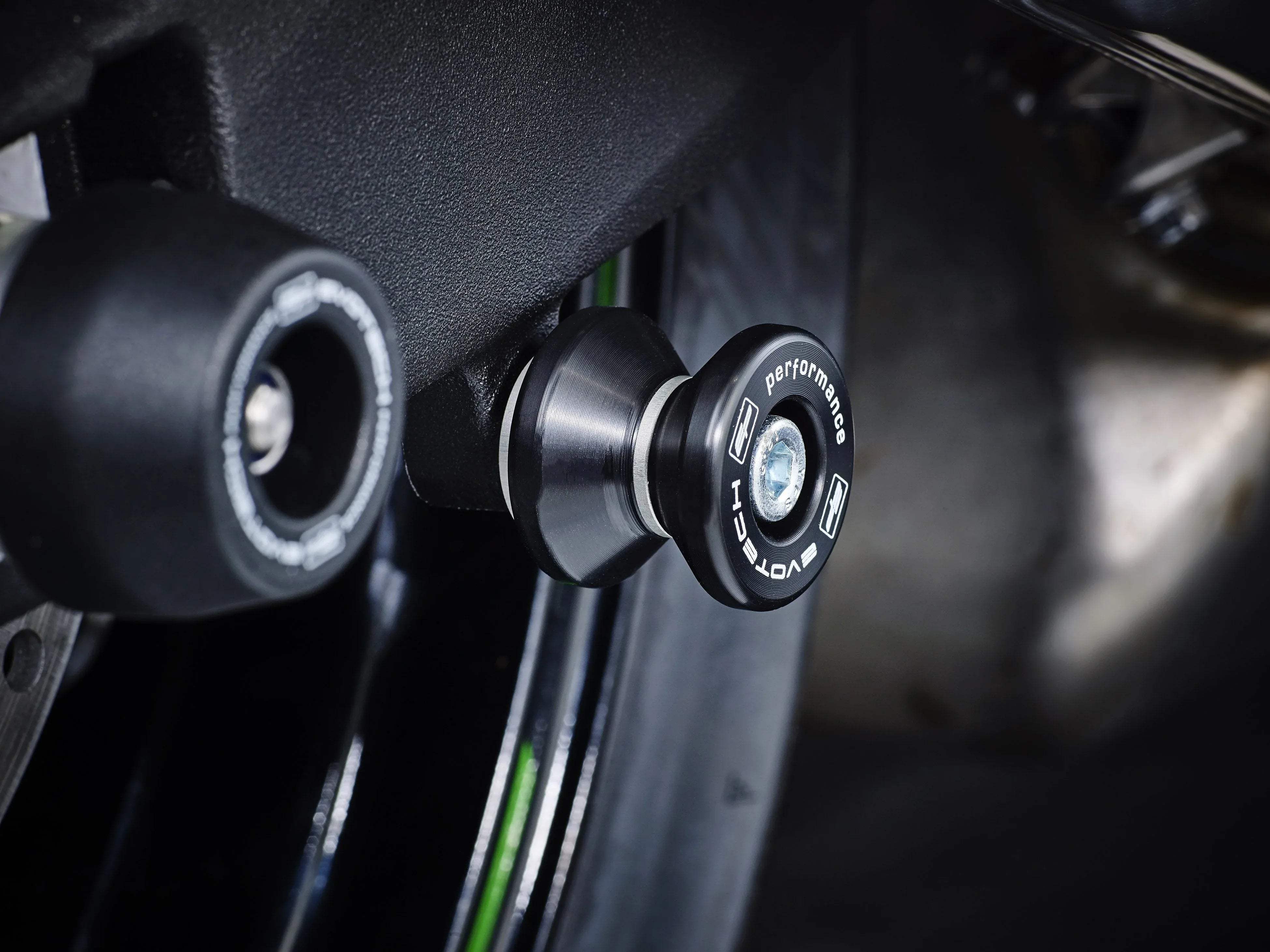 Evotech Paddock Stand Bobbins - Kawasaki ZX-10R (2016-2020) - Alu Bobbins | Evotech Performance