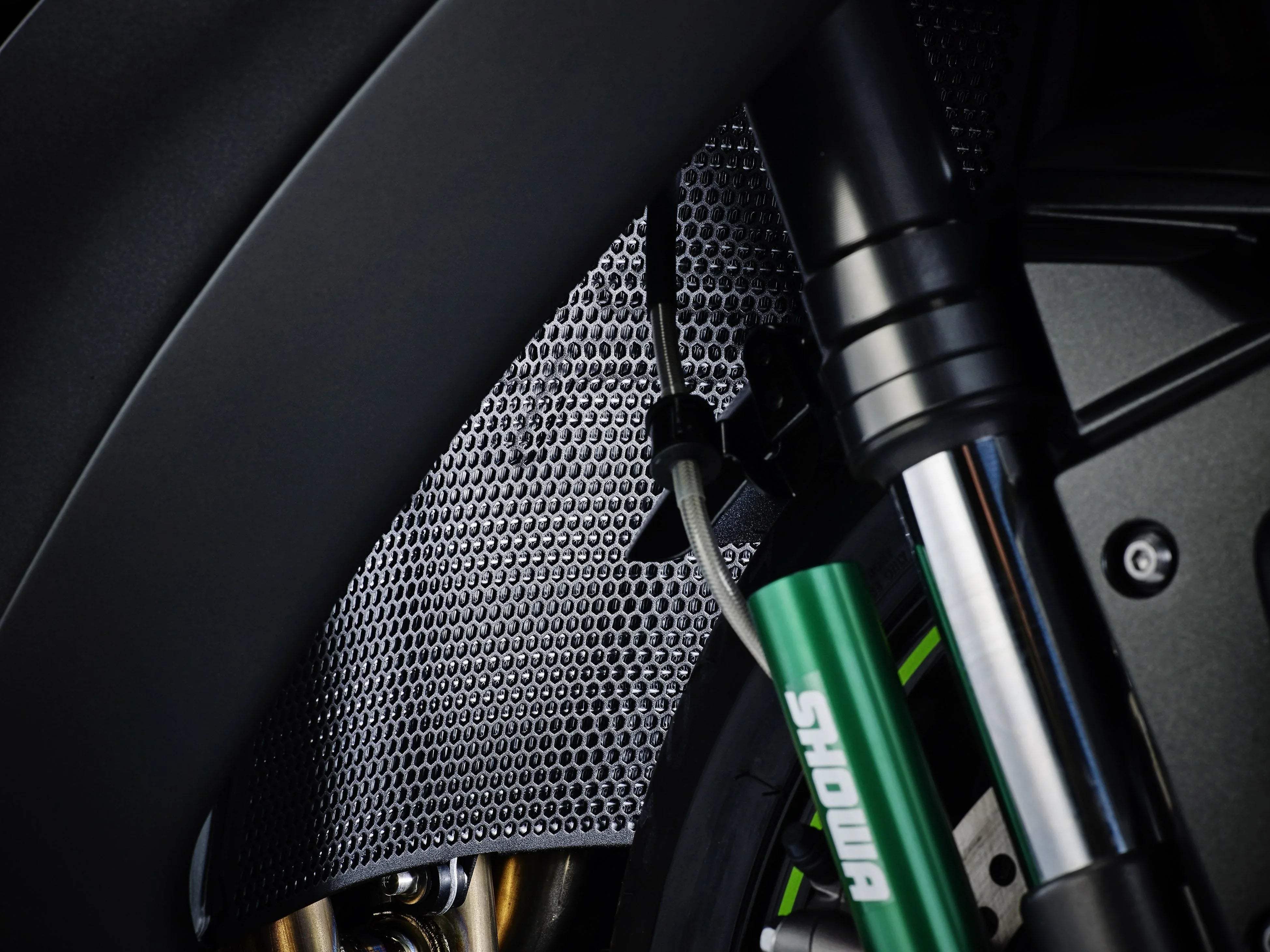 Evotech Kawasaki ZX-10R Radiator Guard 2011 - 2015 - Kühlerschutzgitter | Evotech Performance