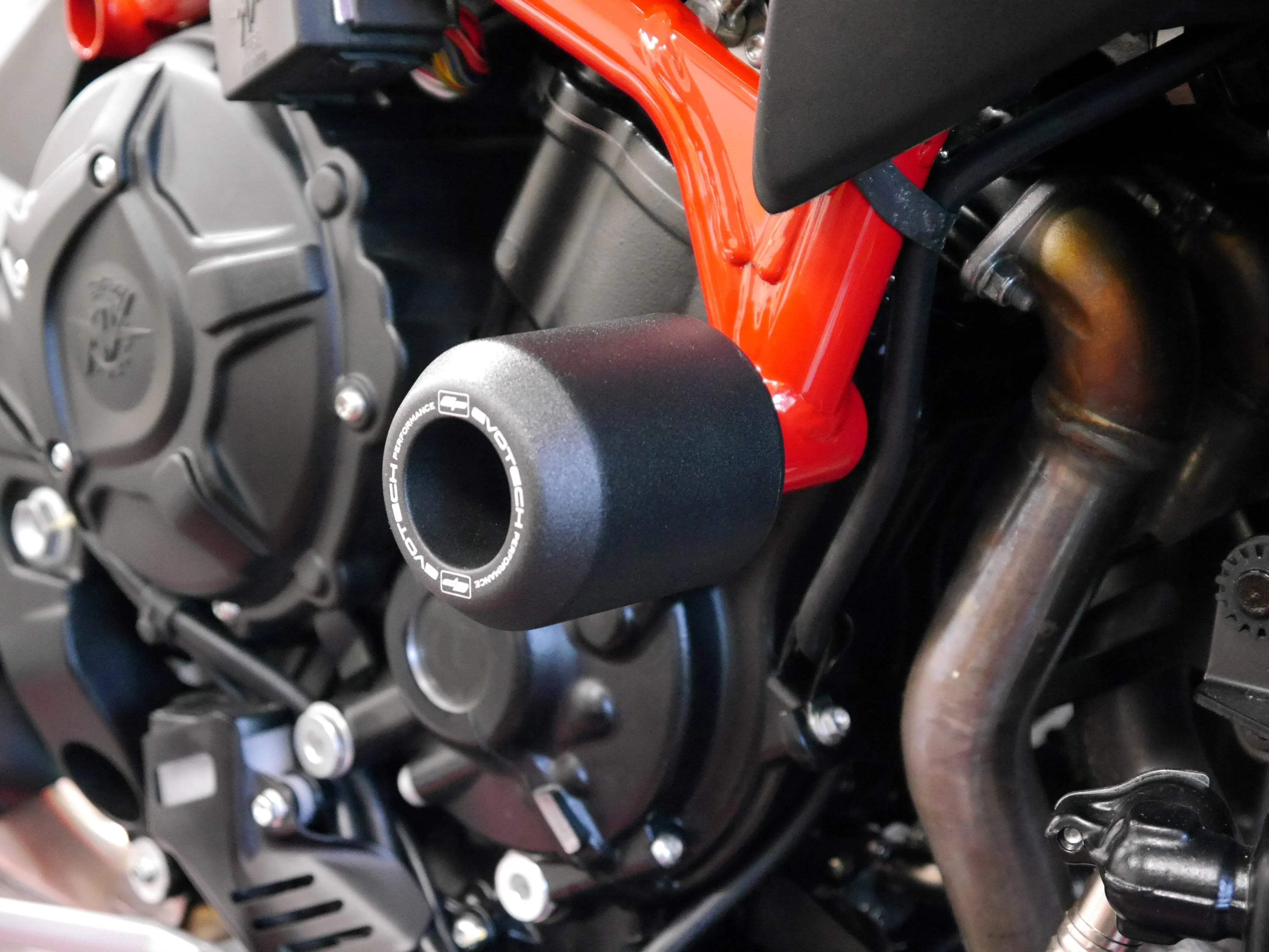 Evotech MV Agusta Brutale 800 RR Crash Bobbins 2018+ - Sturzpads | Evotech Performance