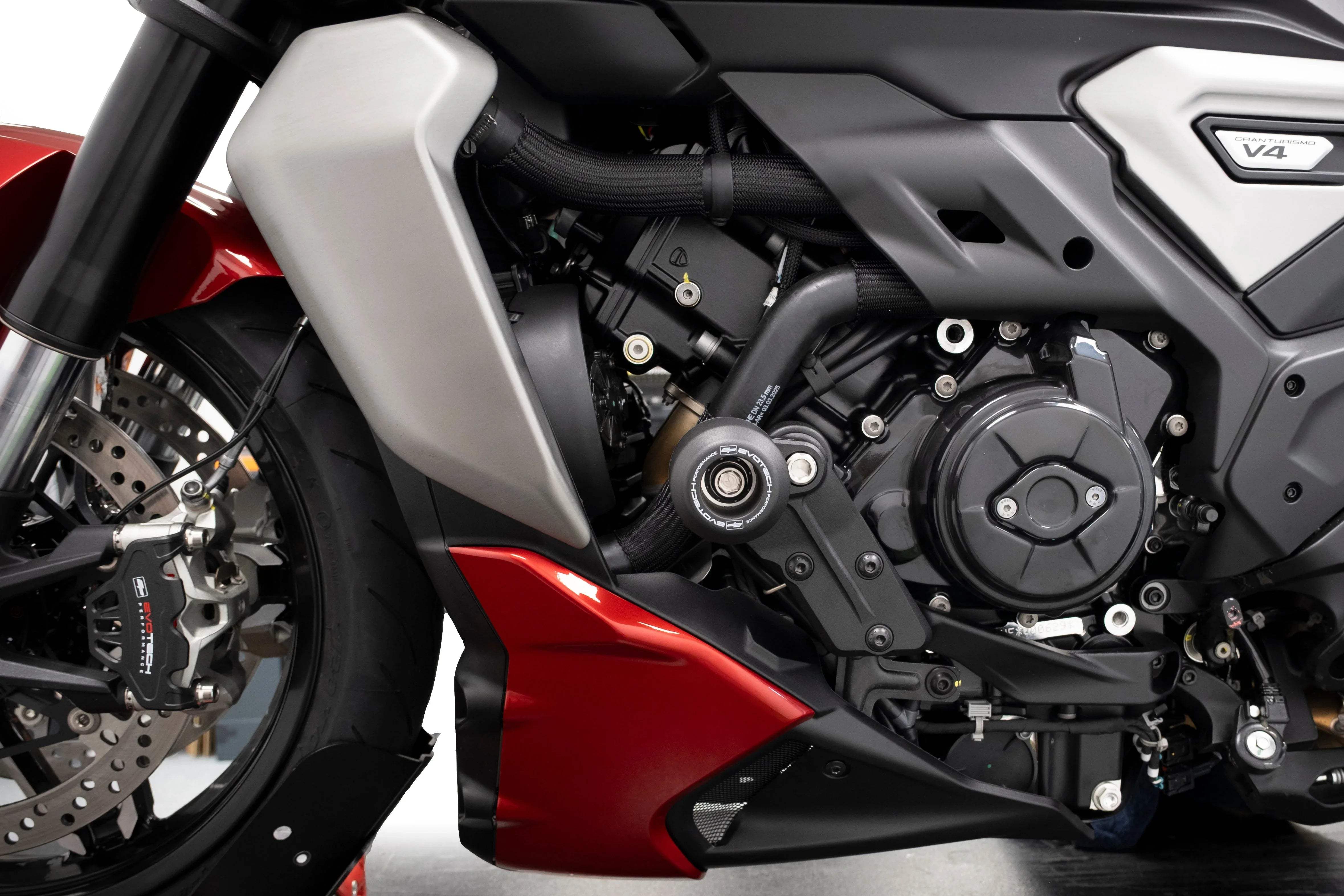 Evotech Crash Protection (Front Mounted) - Ducati XDiavel V4 (2025+) - Sturzpads | Evotech Performance