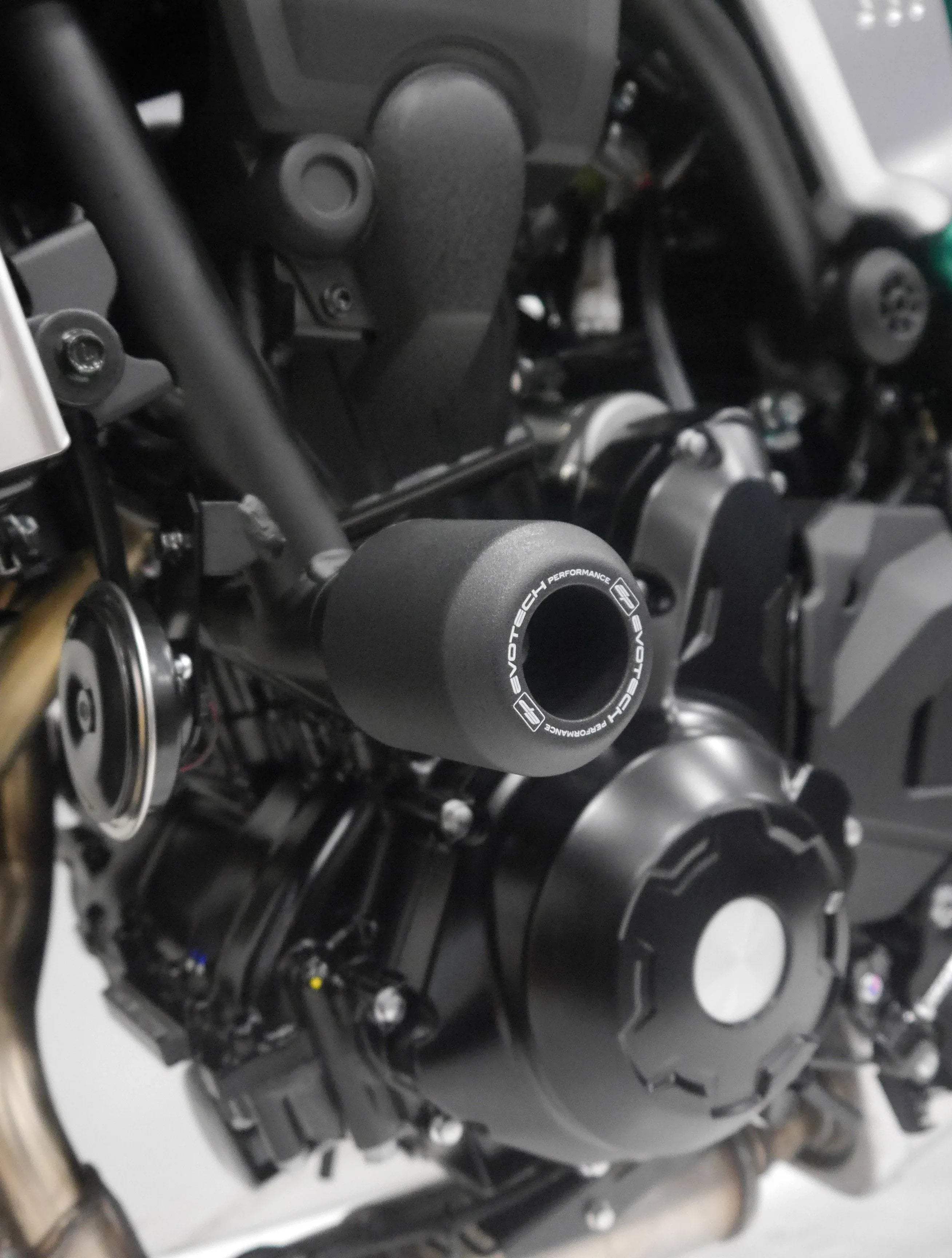 Evotech Performance Kawasaki Z650RS Crash Protection (2022+) - Sturzpads | Evotech Performance