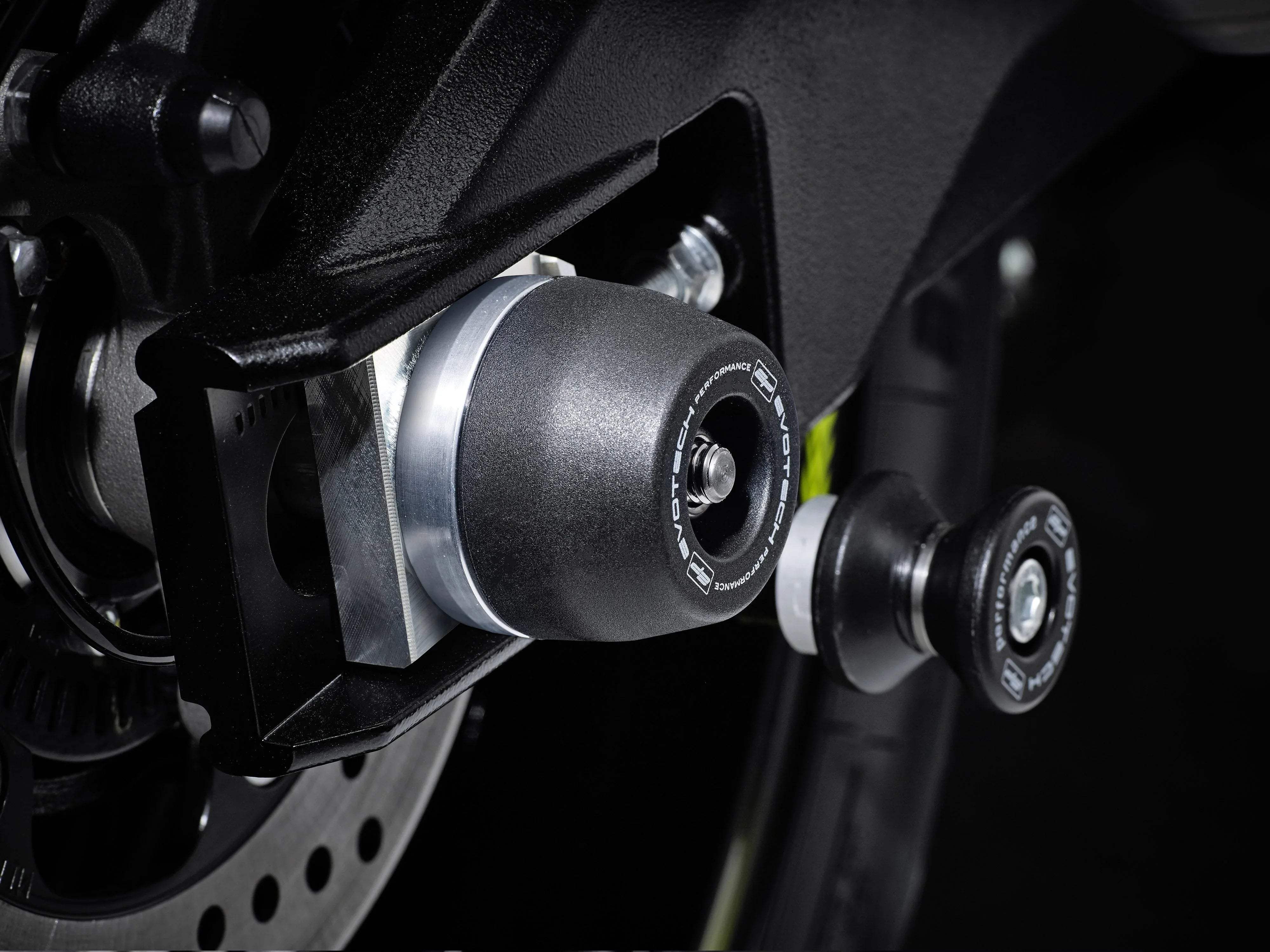 Evotech Rear Spindle Bobbins - Suzuki GSX-R1000 (2017 - 2022) - Spindle Bobbins | Evotech Performance