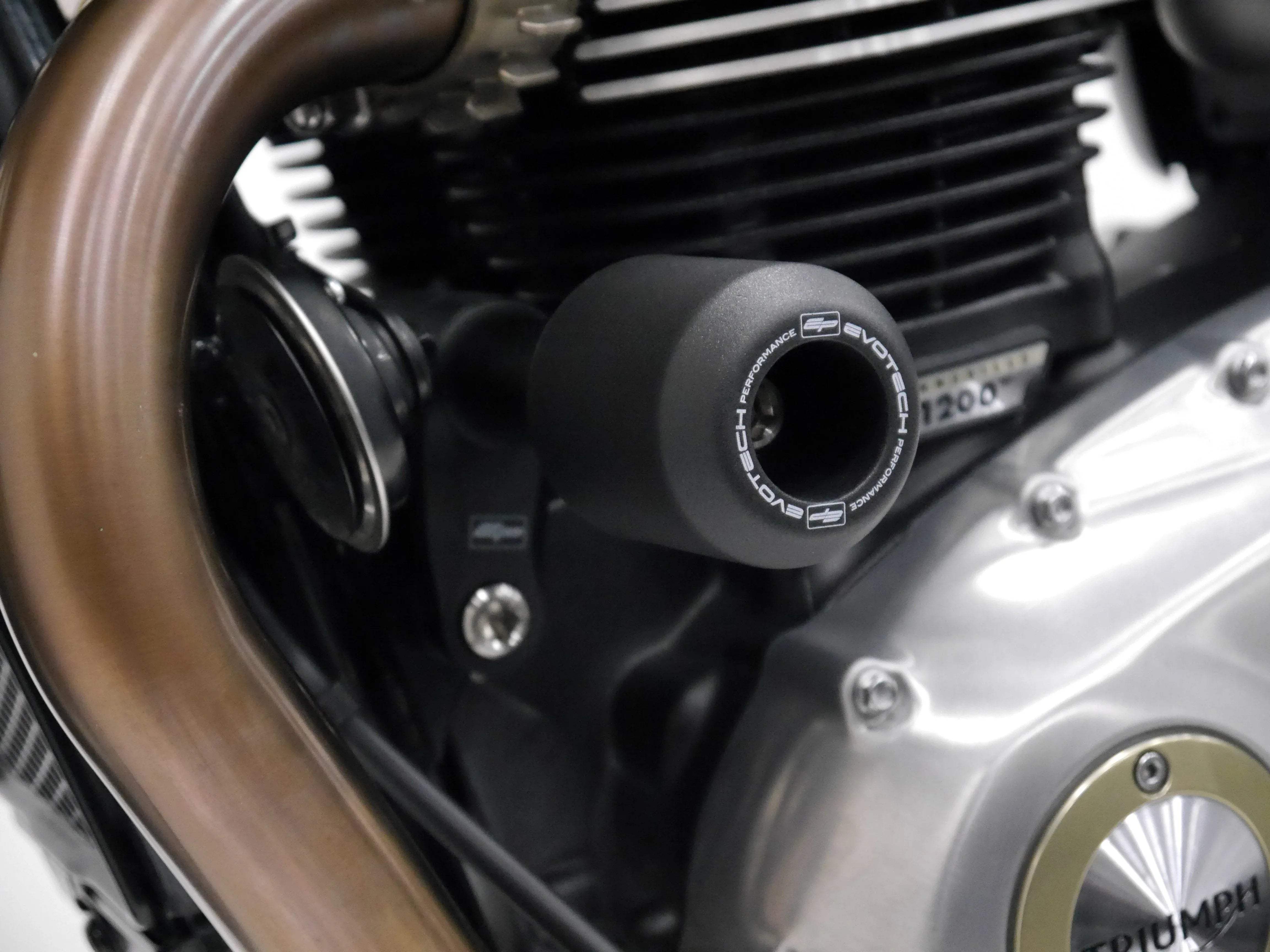 Evotech Crash Protection - Triumph Speed Twin 900 (2025+) - Sturzpads | Evotech Performance