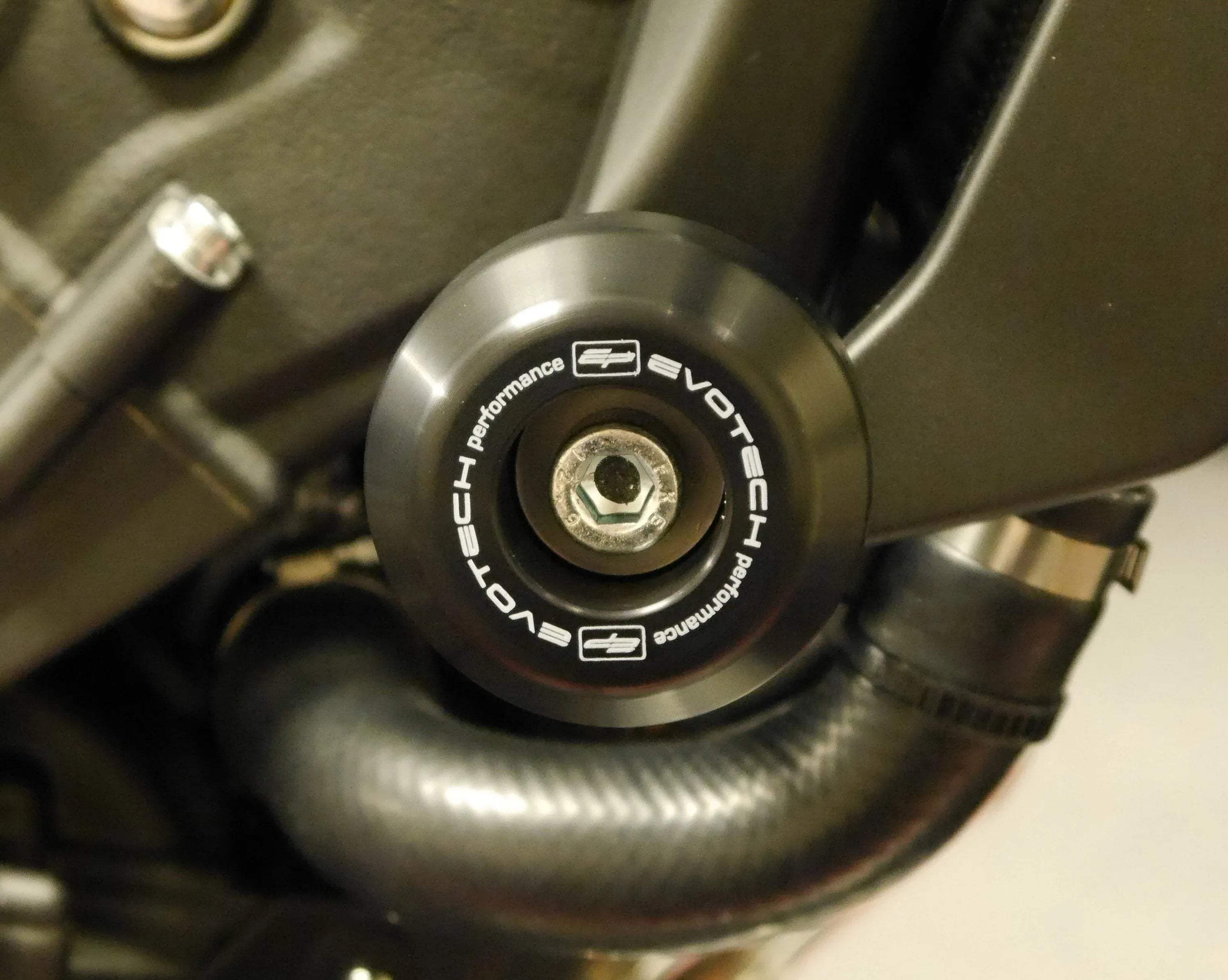 Evotech Yamaha MT-09 Crash Bobbins (2017 - 2020) - Sturzpads | Evotech Performance