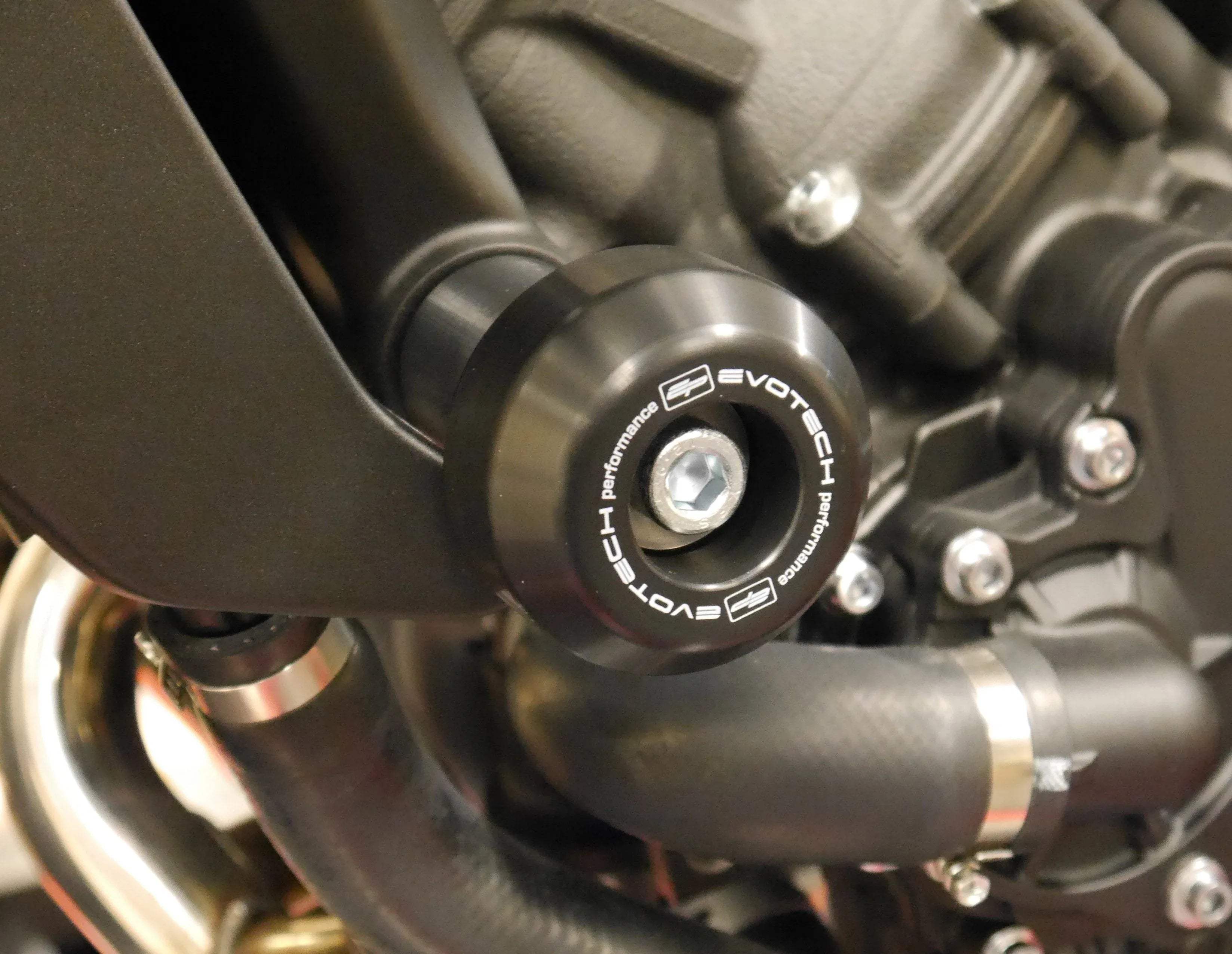 Evotech Yamaha MT-09 Crash Bobbins (2017 - 2020) - Sturzpads | Evotech Performance