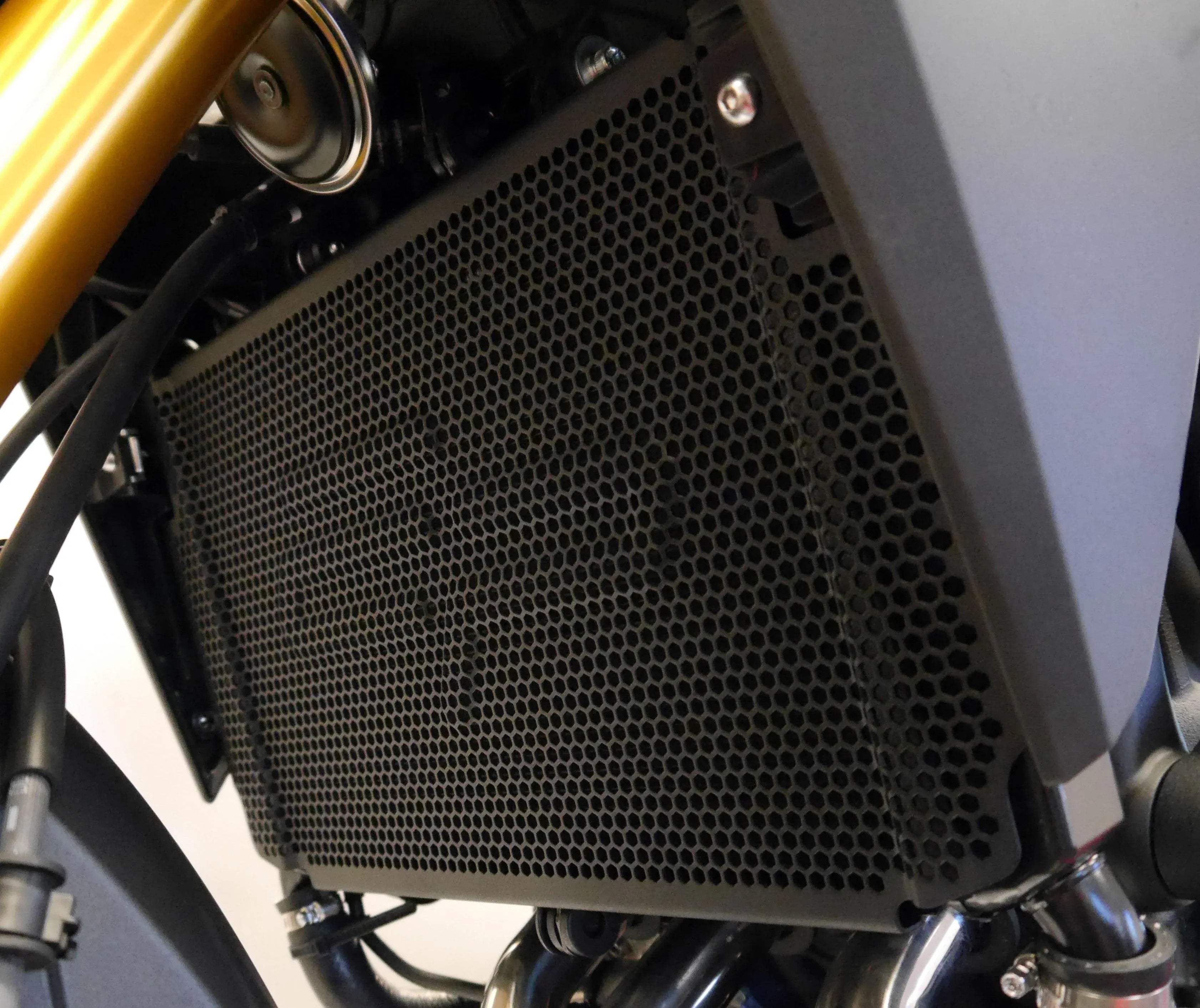 Evotech Yamaha Tracer 900 GT Radiator Guard (2018 - 2021) - Kühlerschutzgitter | Evotech Performance