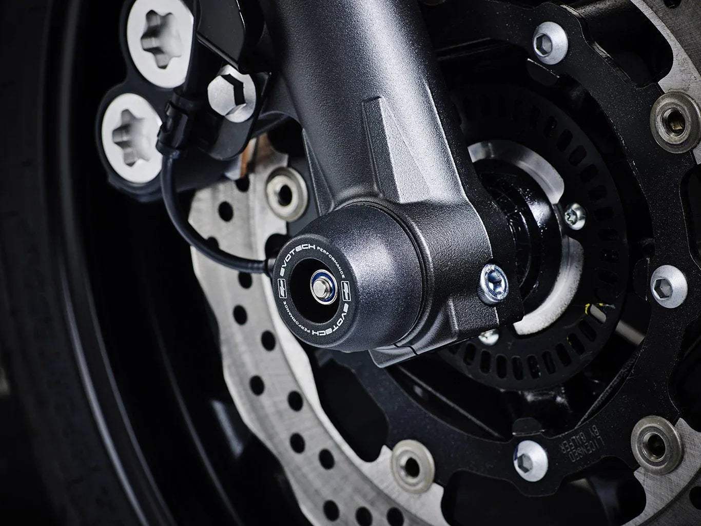 Evotech Front Spindle Bobbins - Yamaha FZ-07 (2018 - 2020) - Spindle Bobbins | Evotech Performance